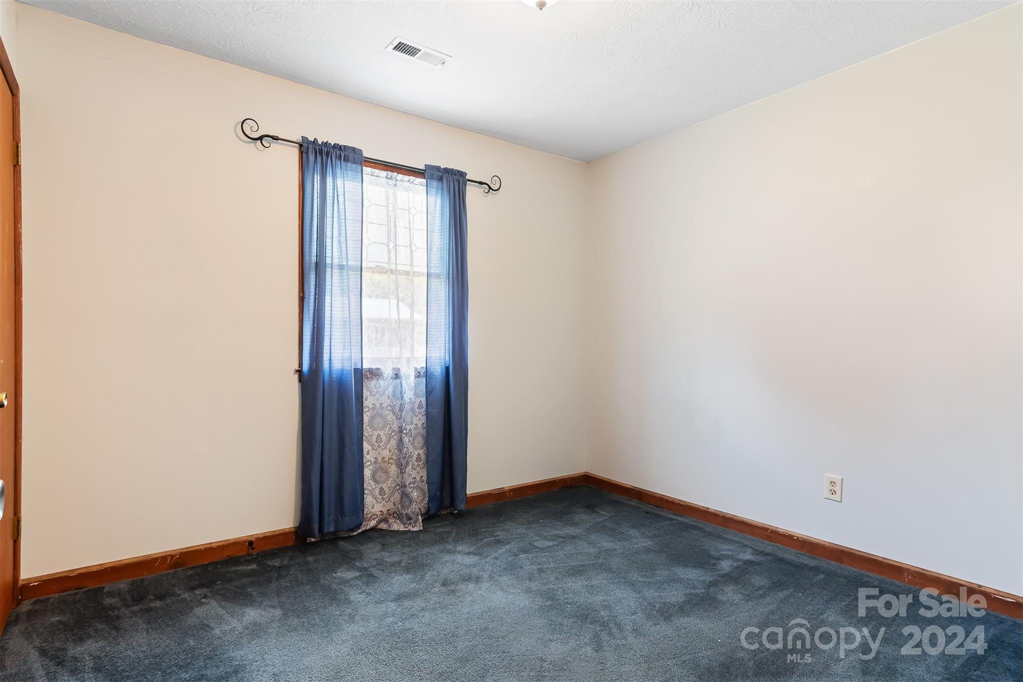 26 Ashley Street