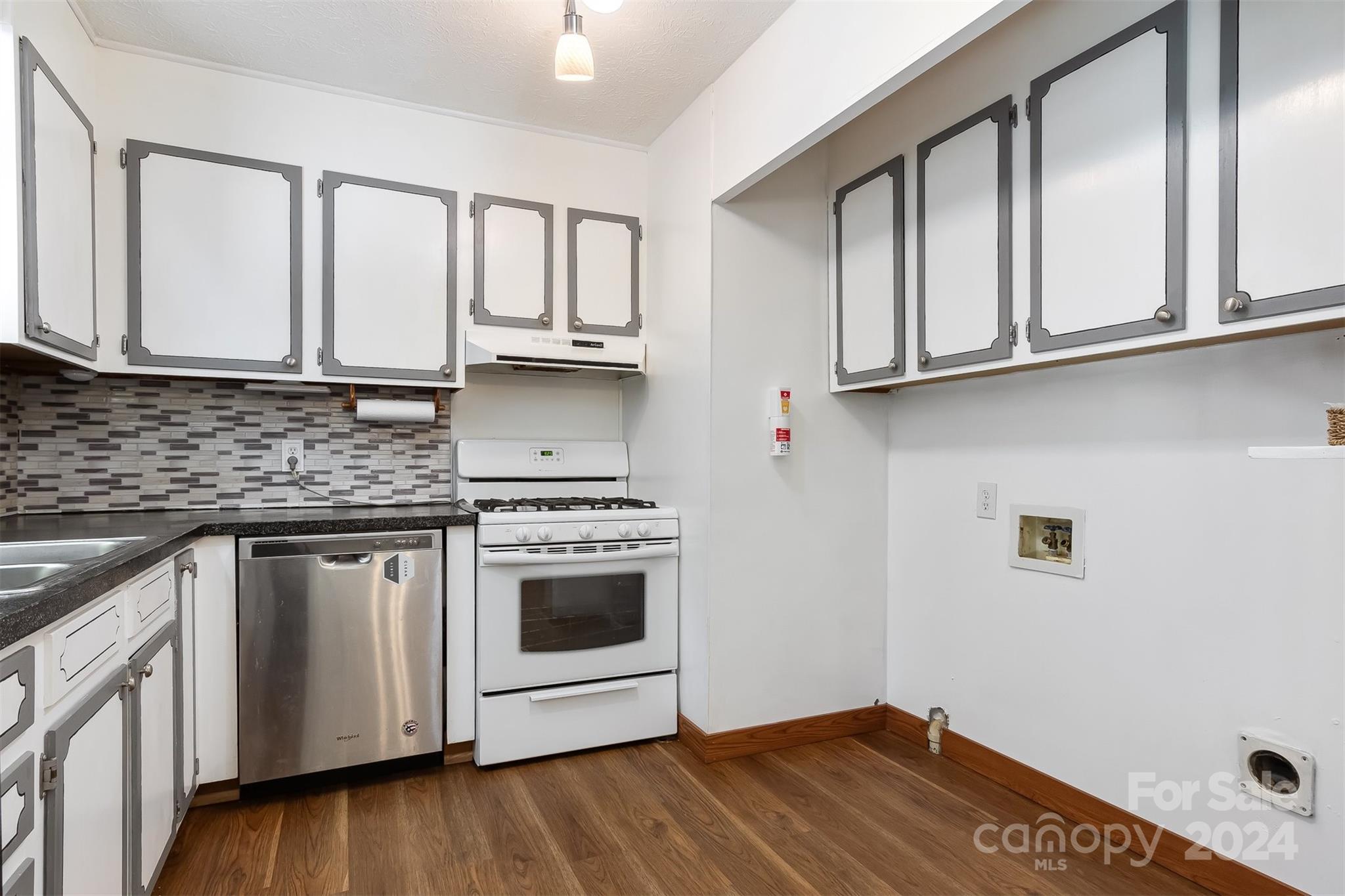 26 Ashley Street