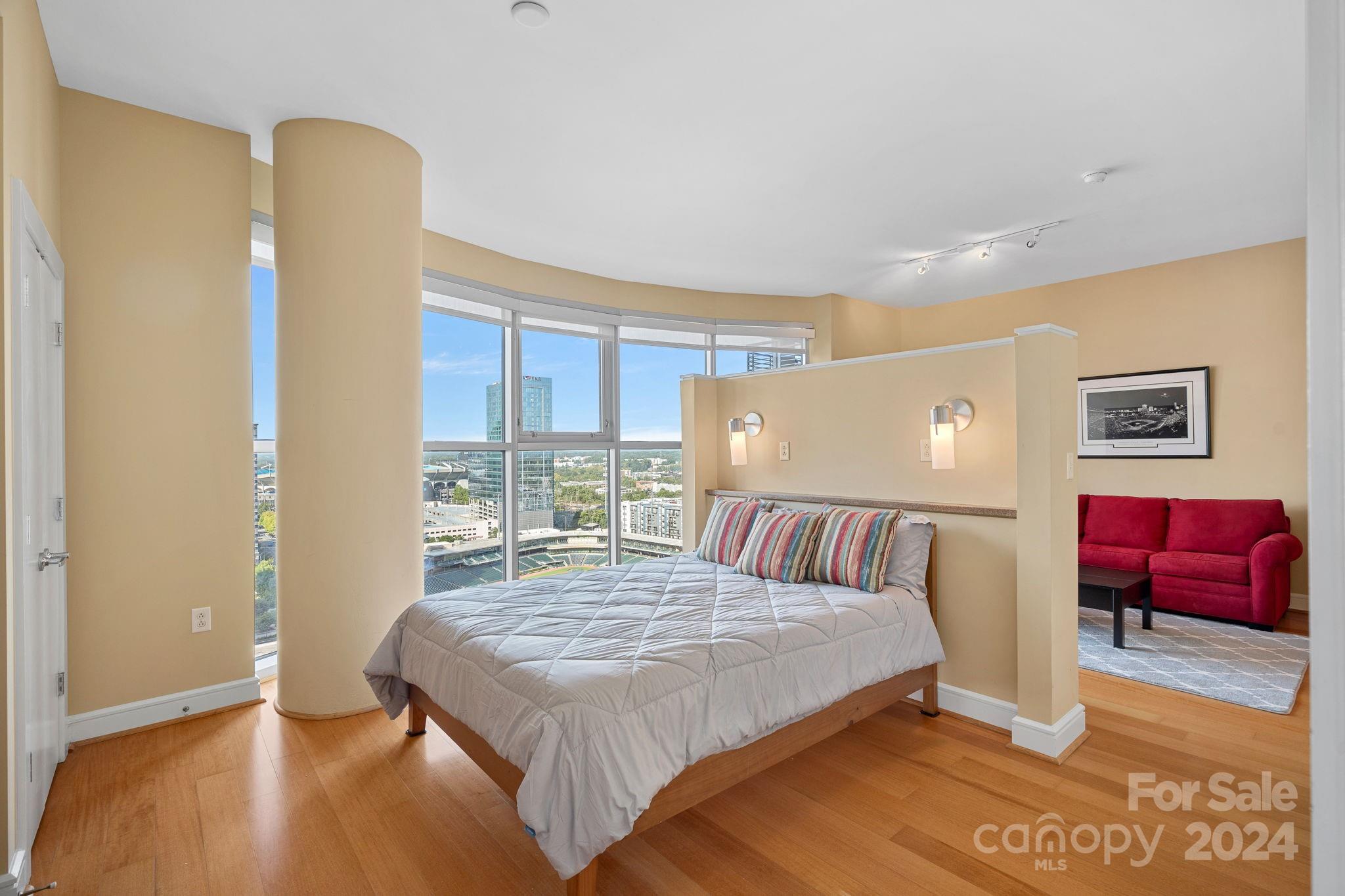 333 W Trade Street Unit: 1410