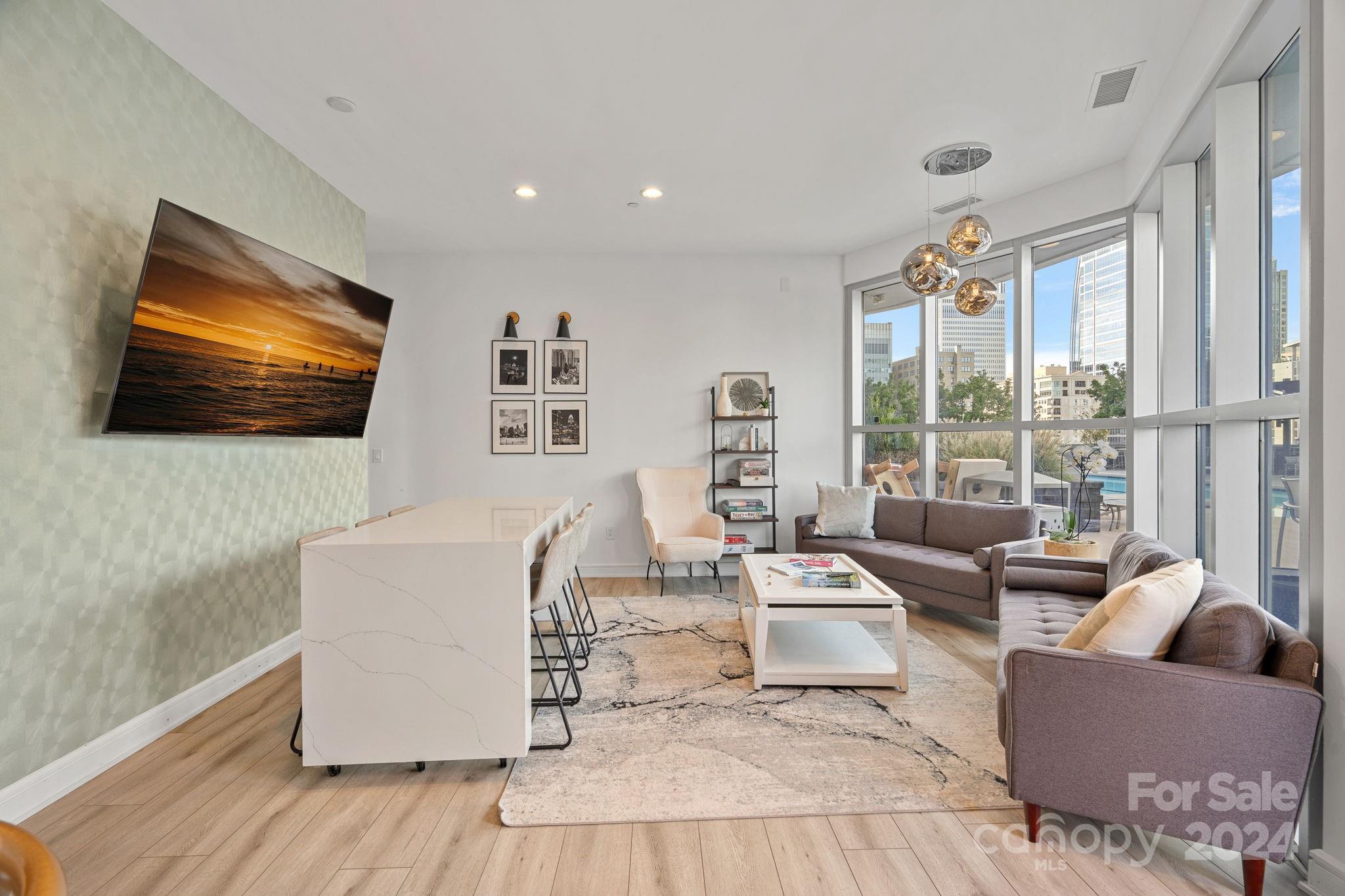333 W Trade Street Unit: 1410