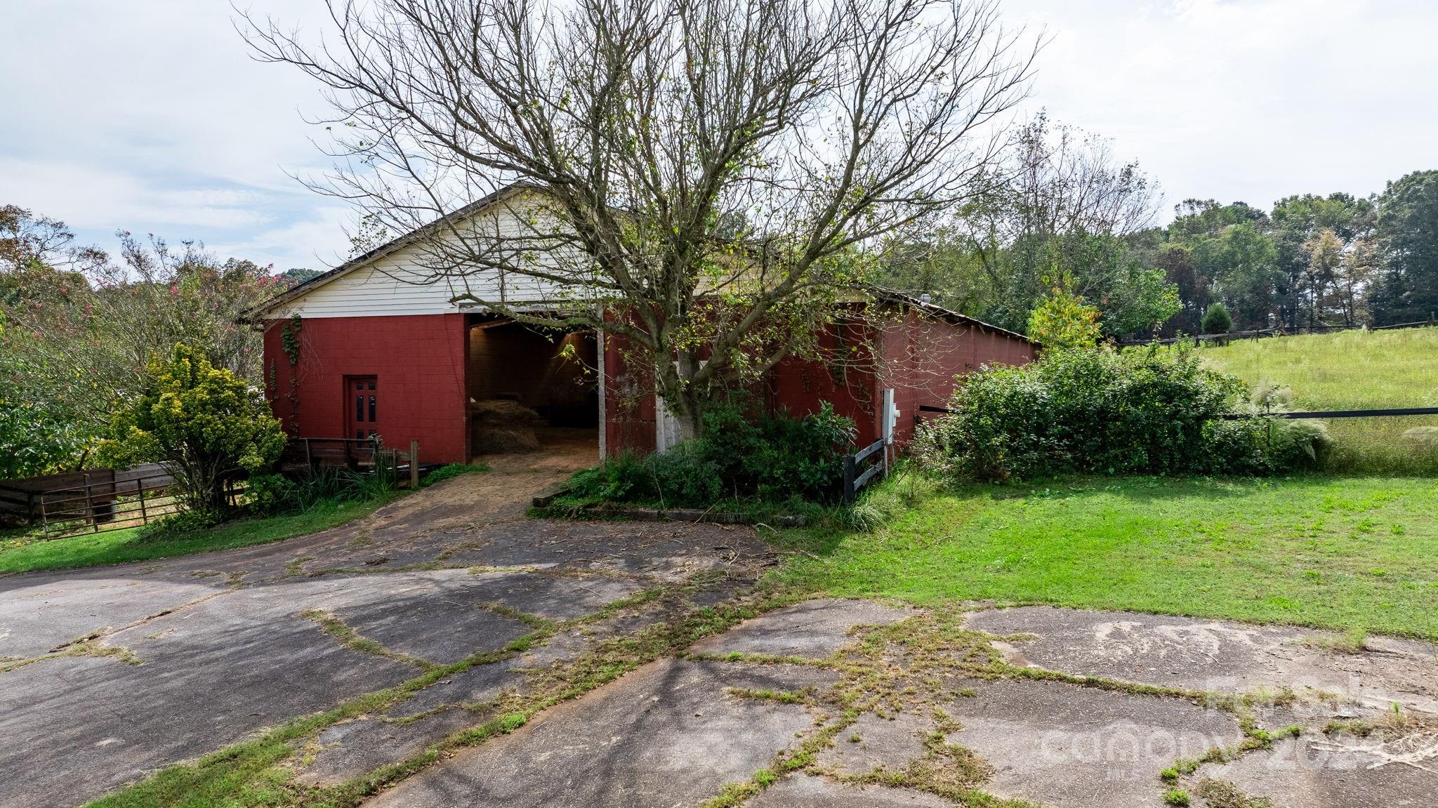 2560 Brookford Boulevard