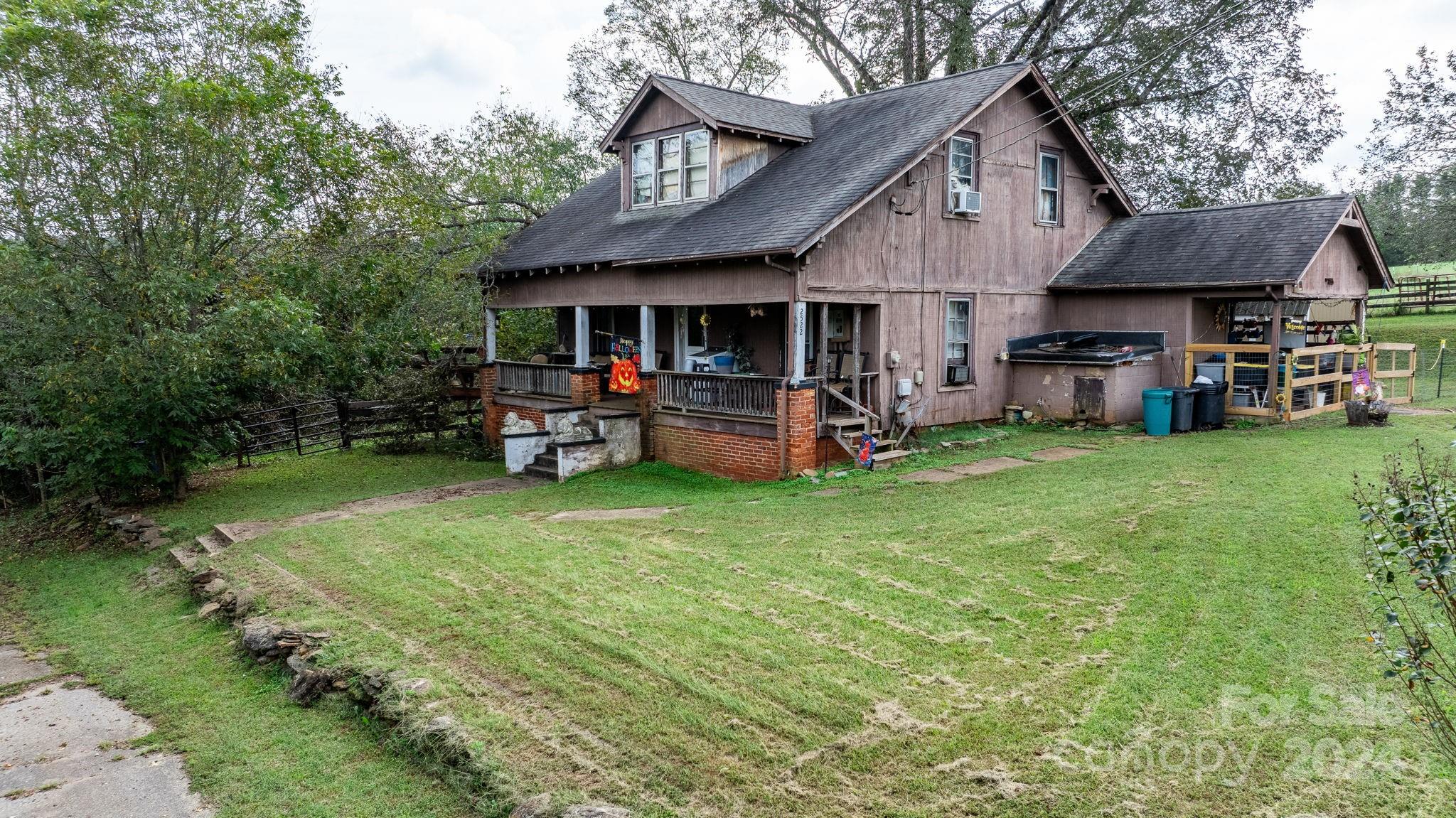 2560 Brookford Boulevard