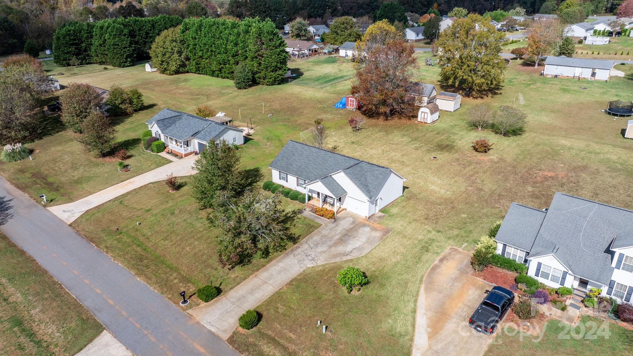 2972 Country Crossing Drive