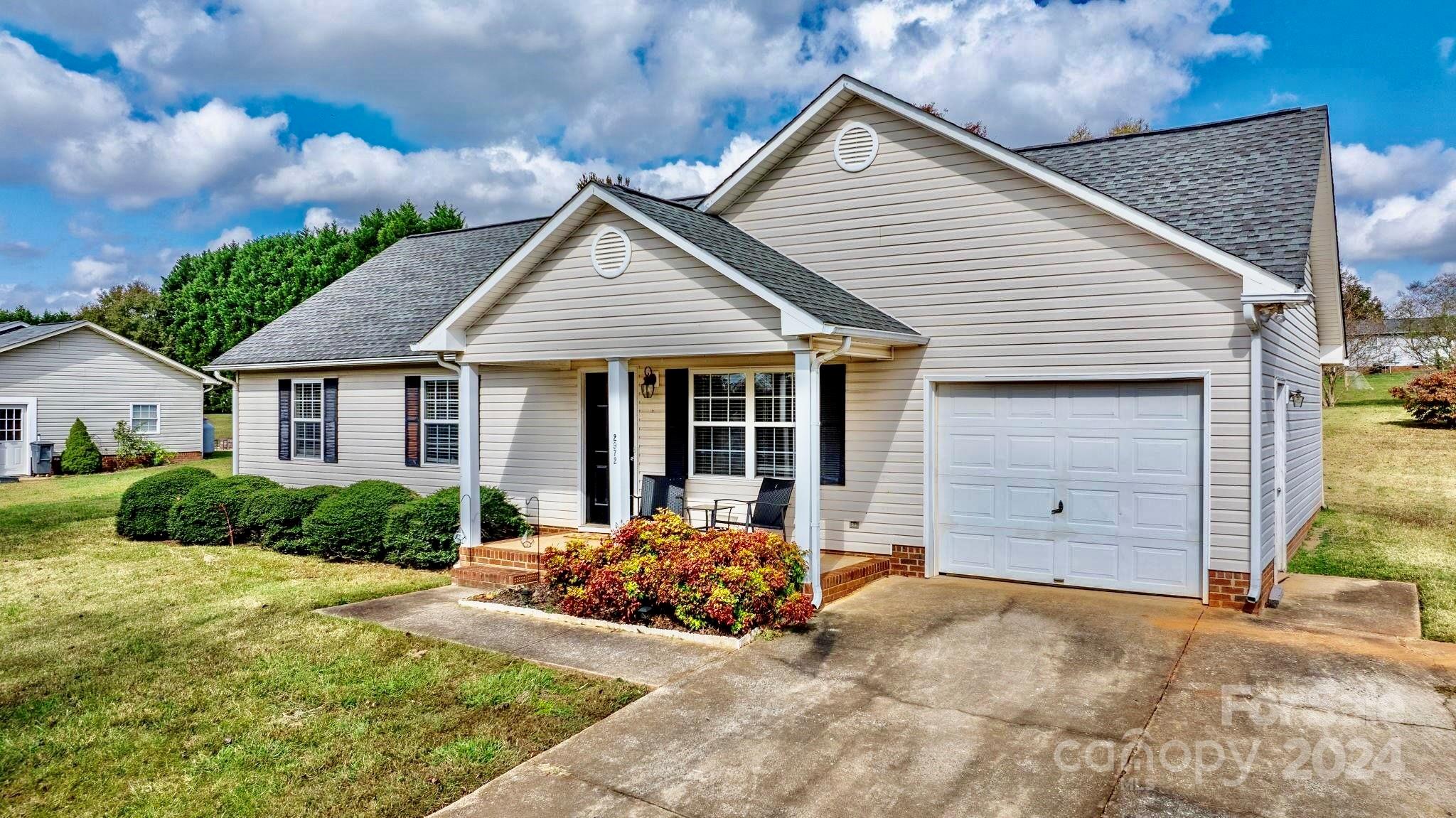 2972 Country Crossing Drive
