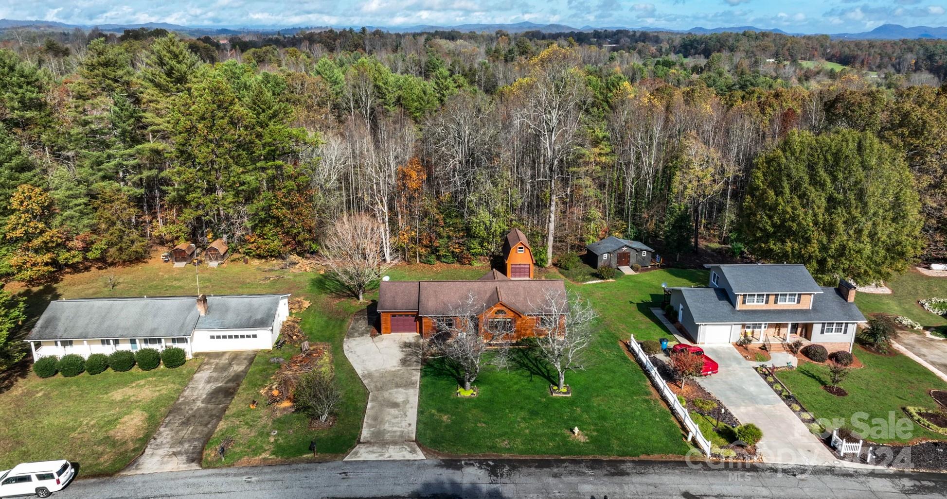 3628 Gamewell Heights