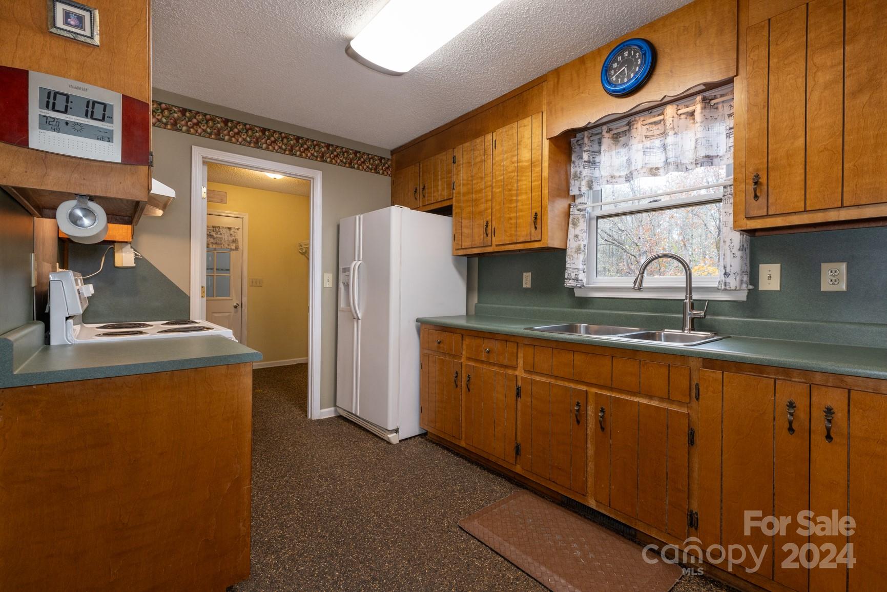 3628 Gamewell Heights