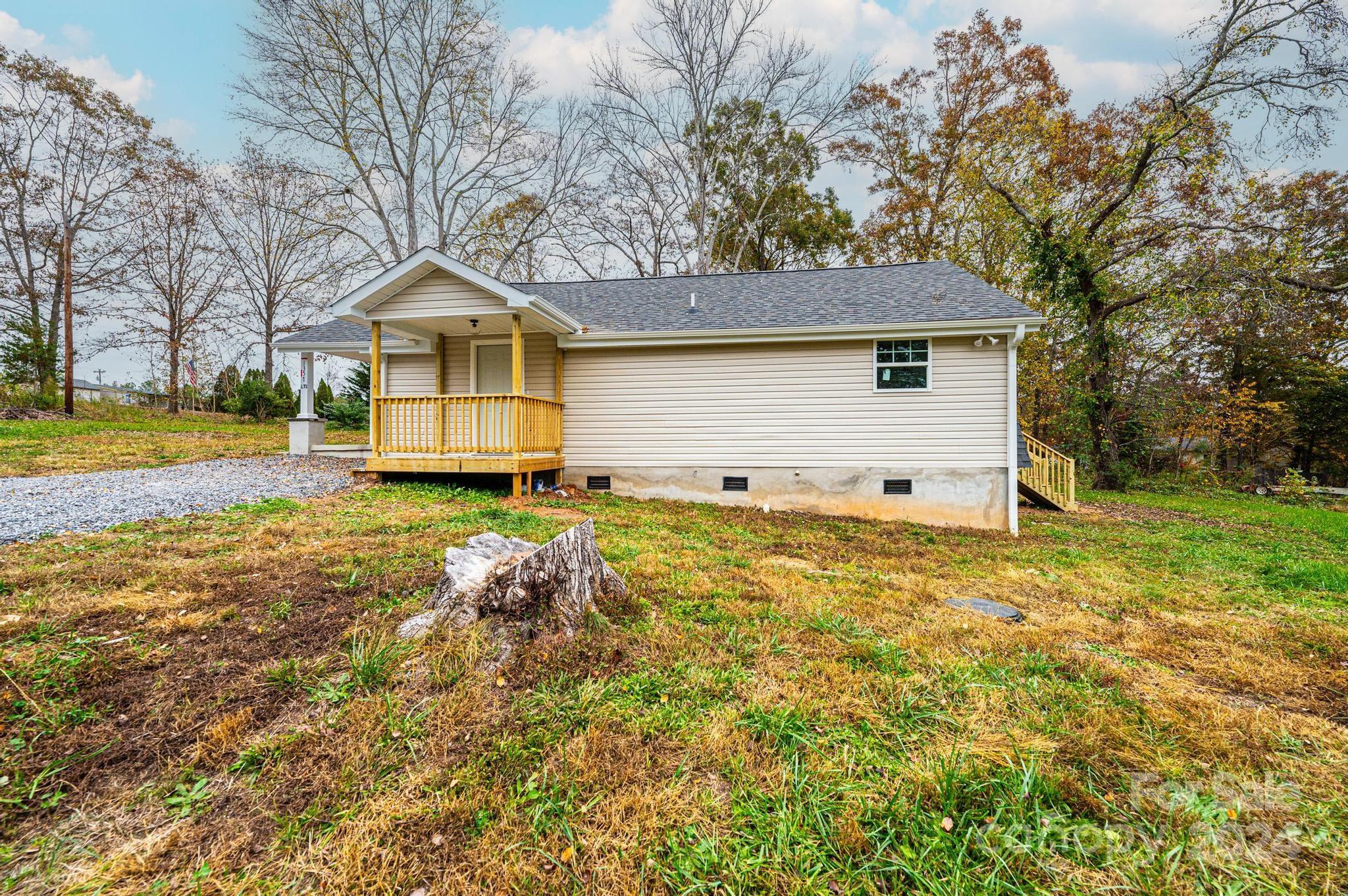 1357 Airport Rhodhiss Road Unit: 1