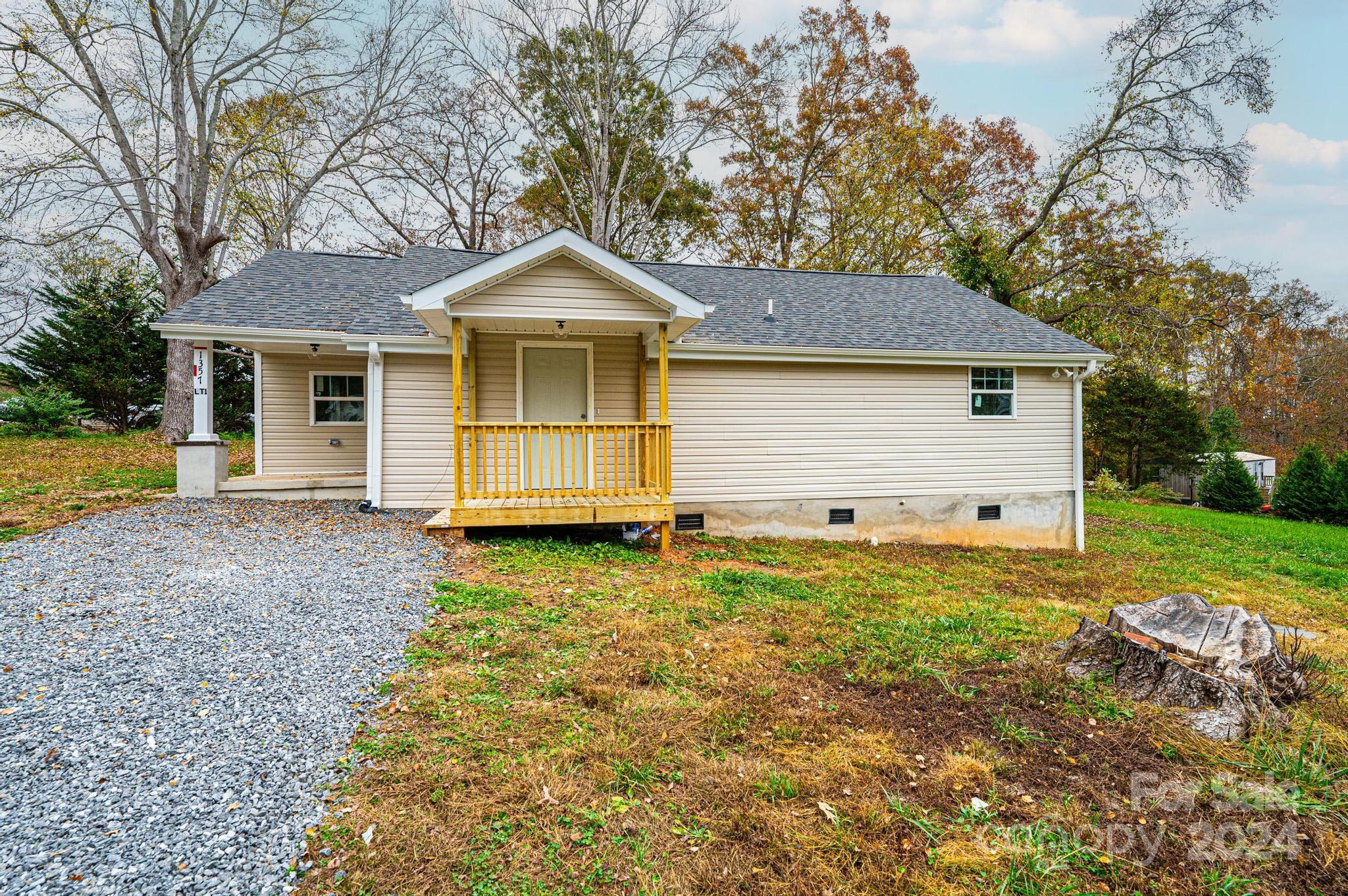 1357 Airport Rhodhiss Road Unit: 1