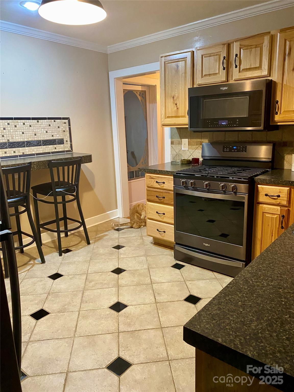 1014 Wright Street SW Unit: 2