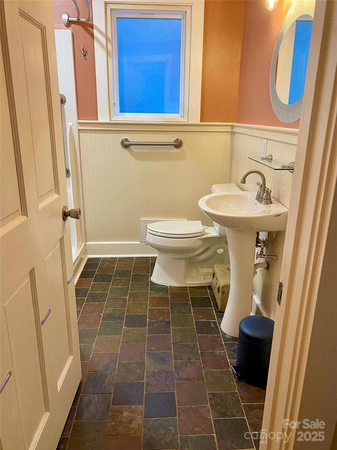1014 Wright Street SW Unit: 2