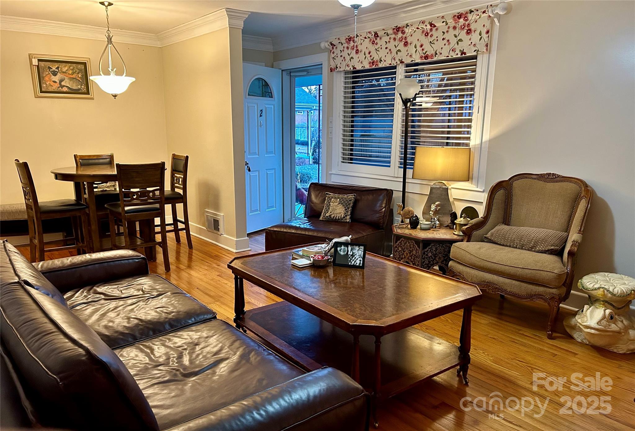 1014 Wright Street SW Unit: 2