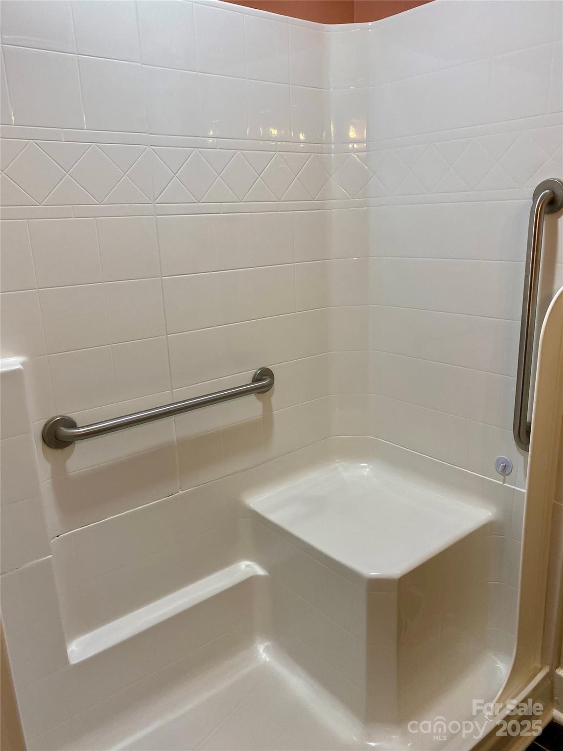 1014 Wright Street SW Unit: 2