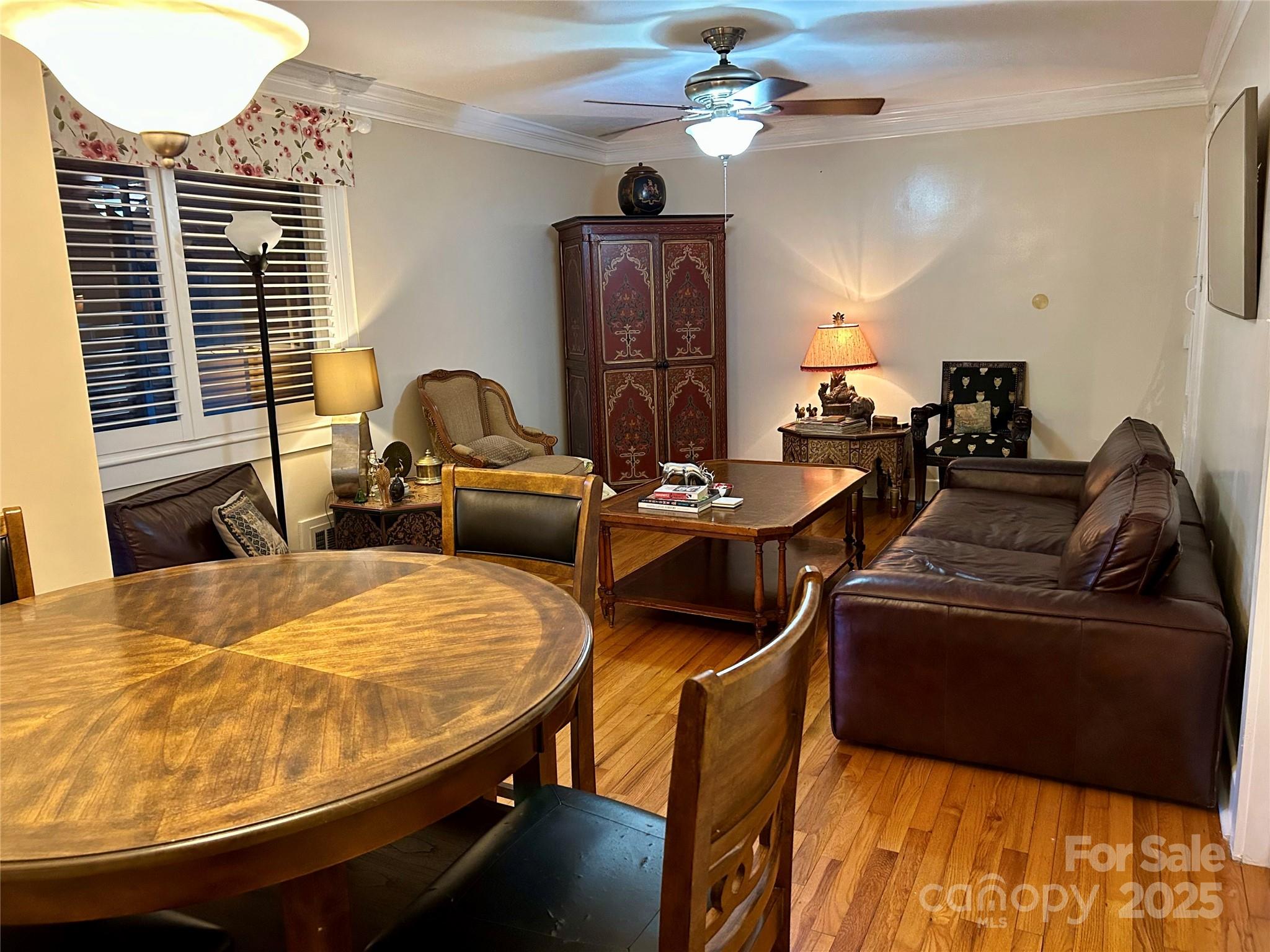 1014 Wright Street SW Unit: 2