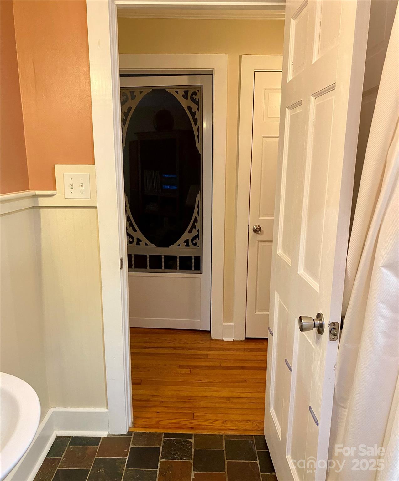 1014 Wright Street SW Unit: 2