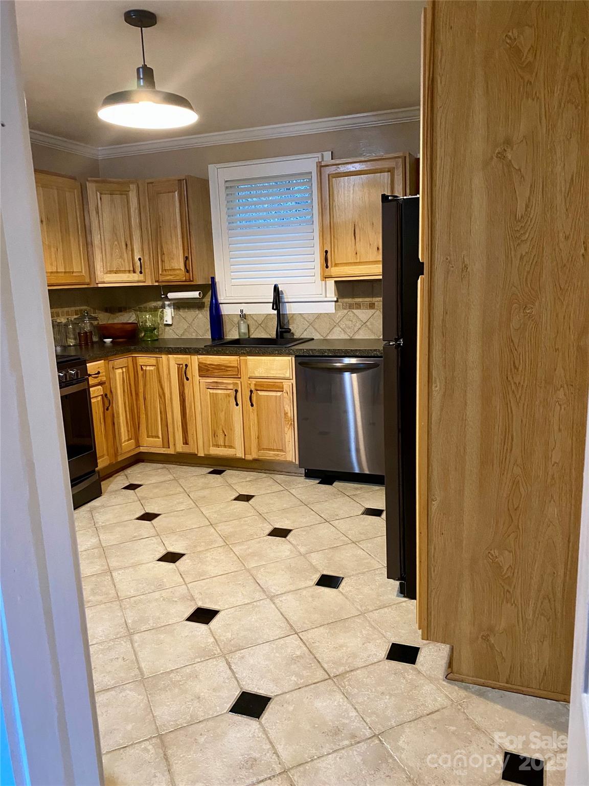 1014 Wright Street SW Unit: 2