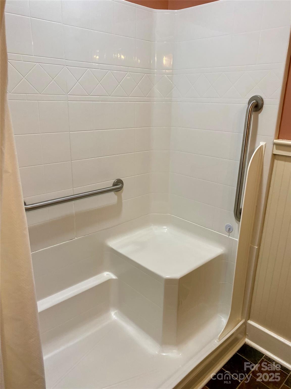 1014 Wright Street SW Unit: 2