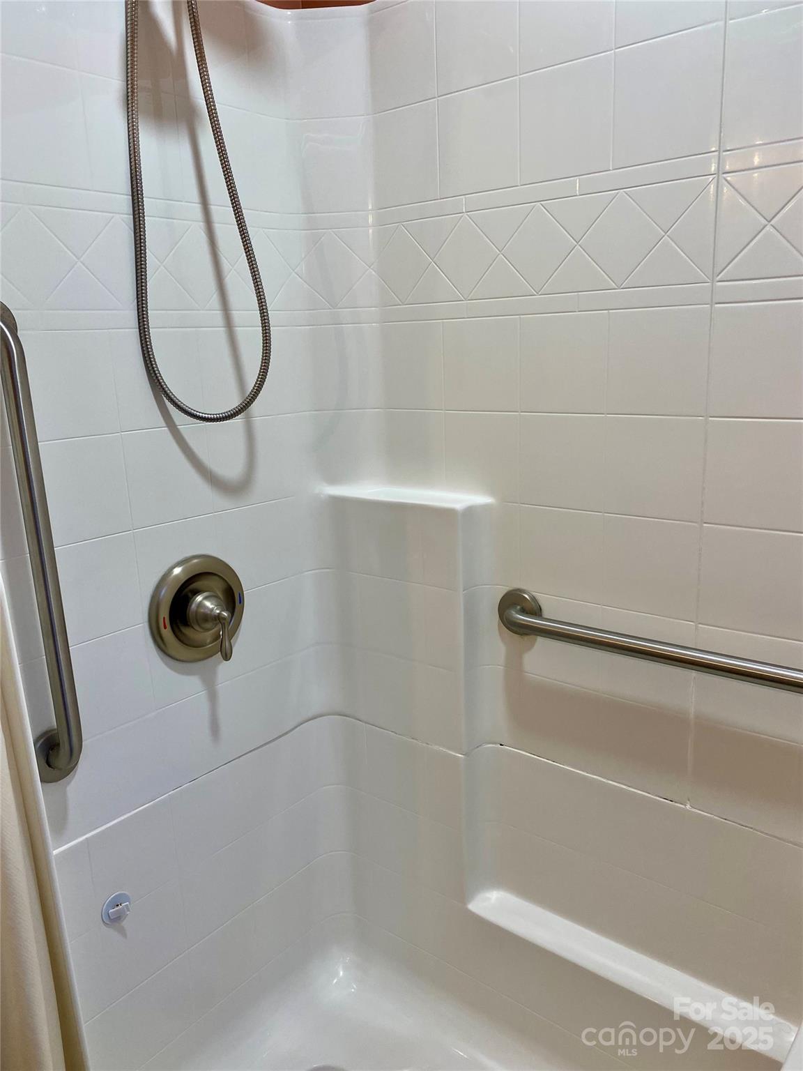 1014 Wright Street SW Unit: 2