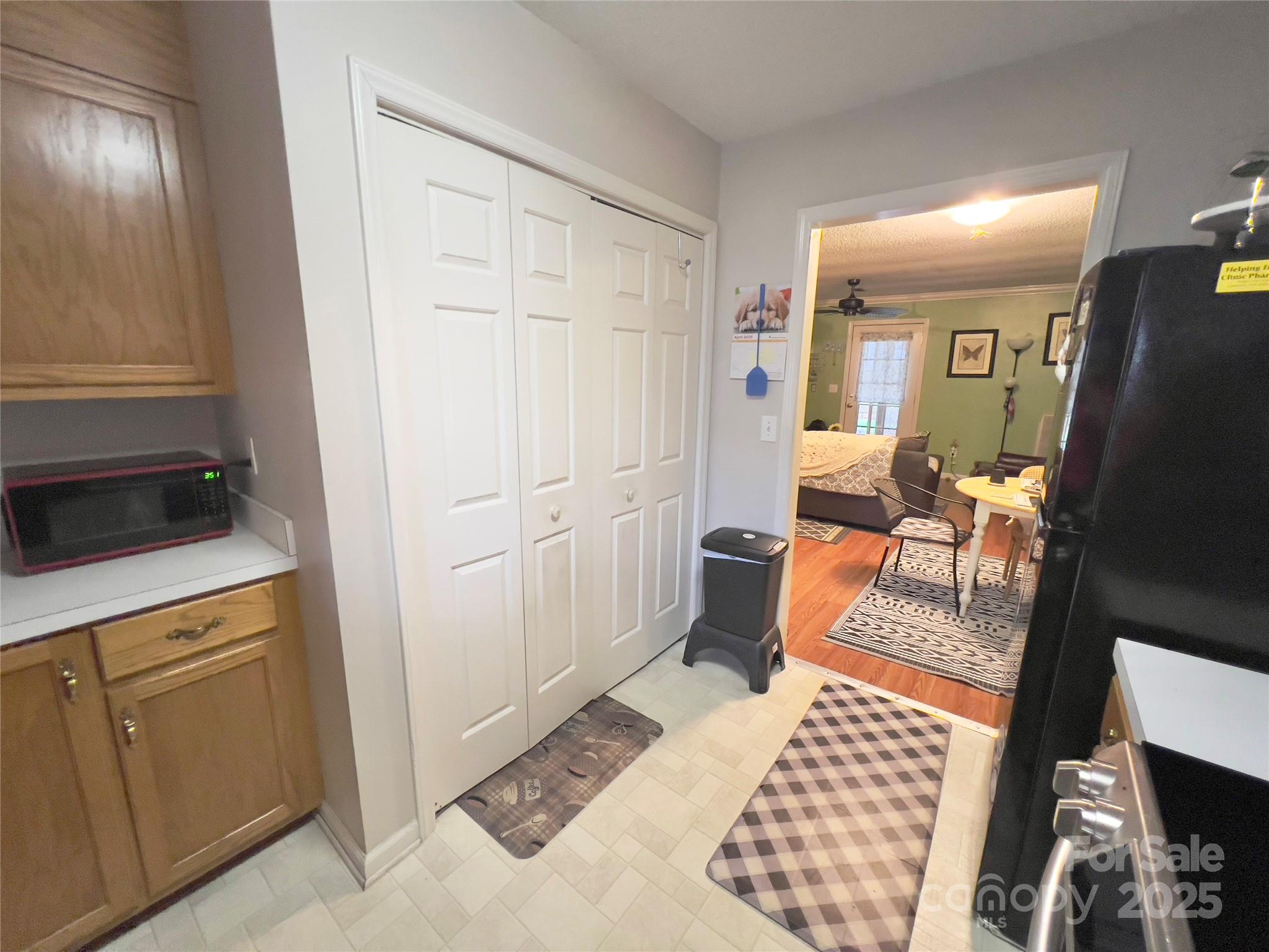 1217 Camelot Court