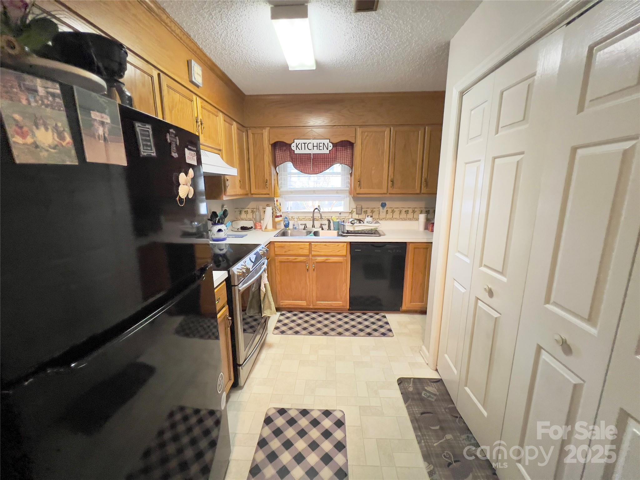 1217 Camelot Court