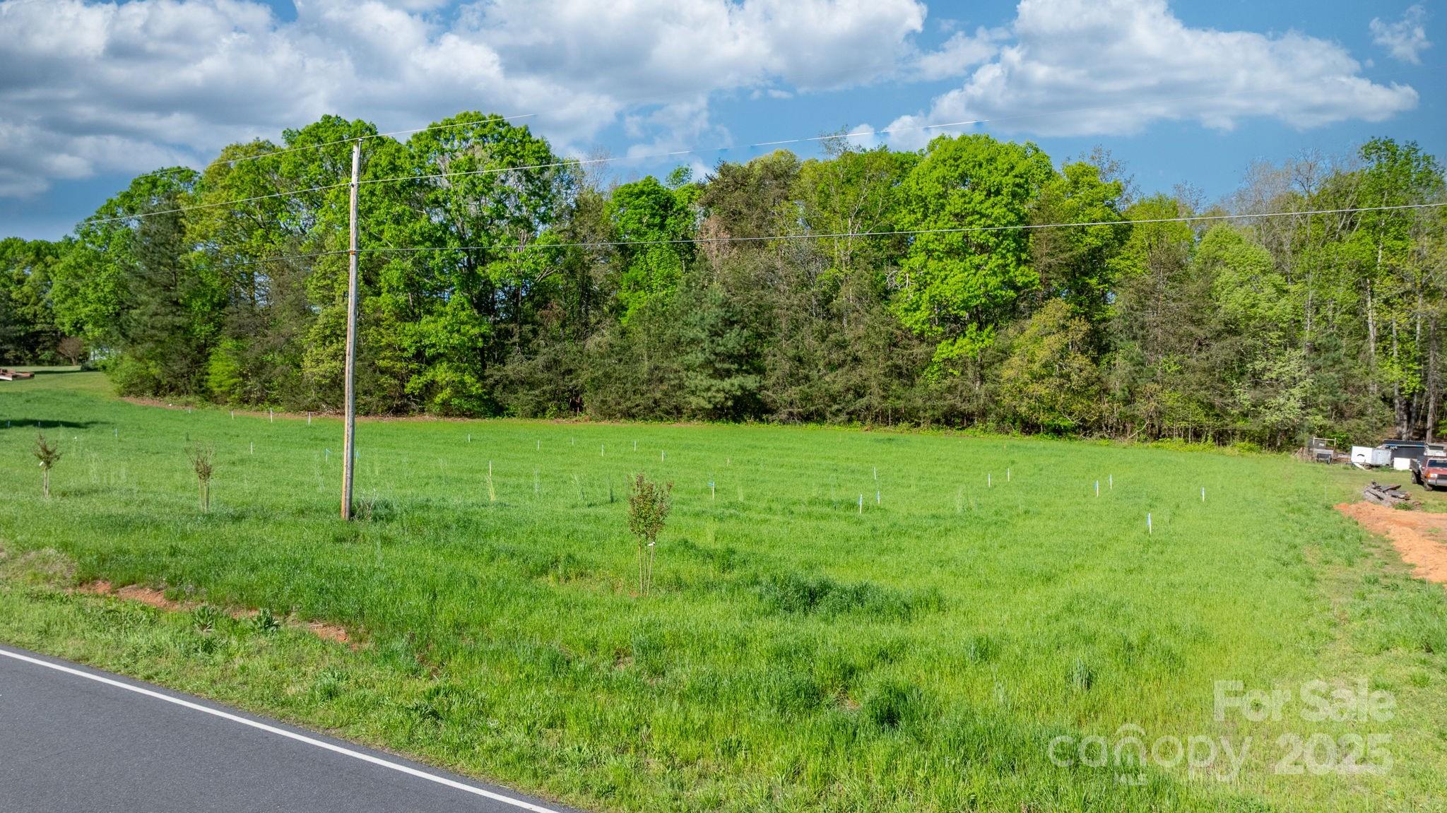 5847 Hickory Lincolnton Highway