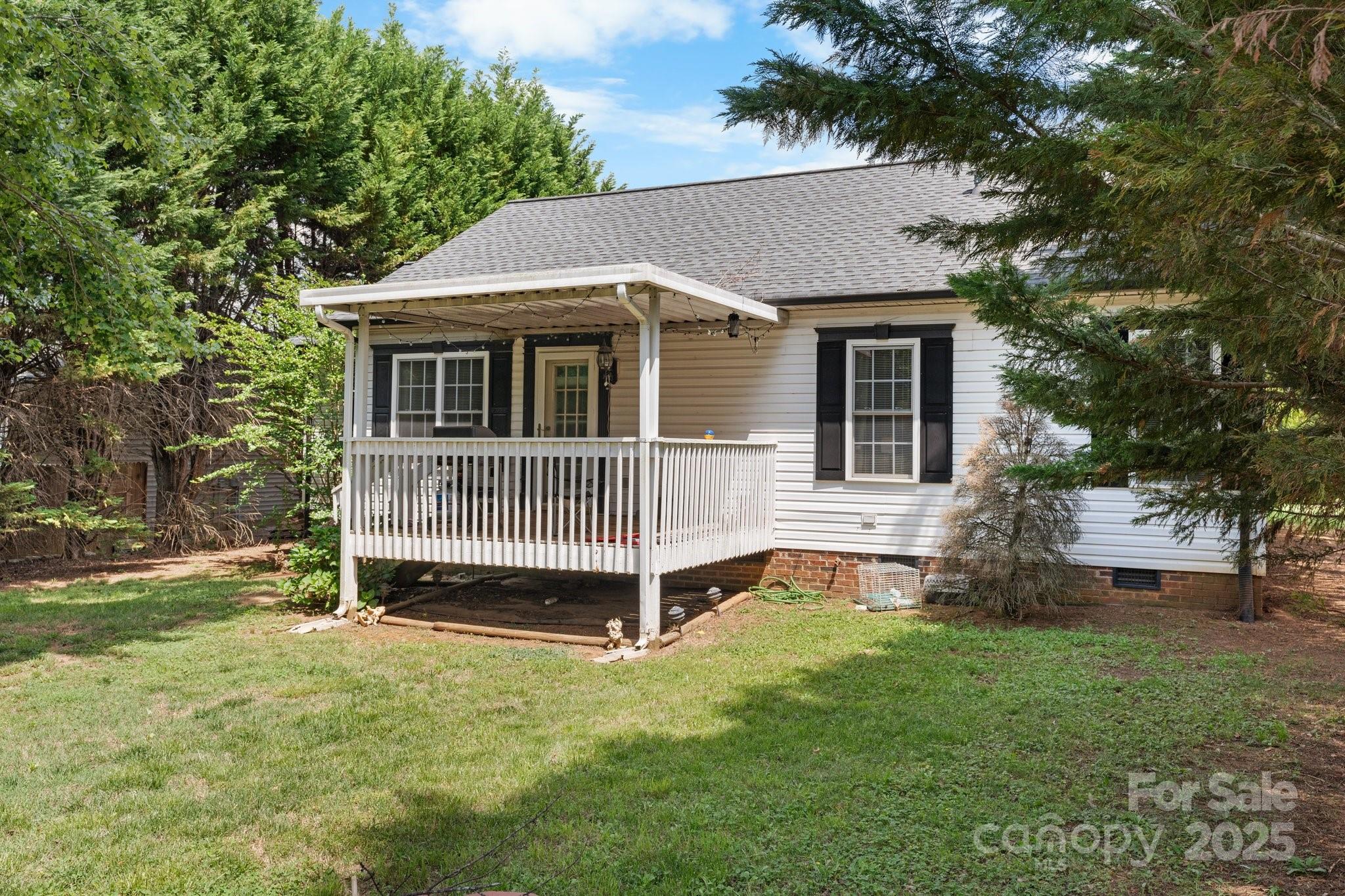 103 Pine Meadows Circle