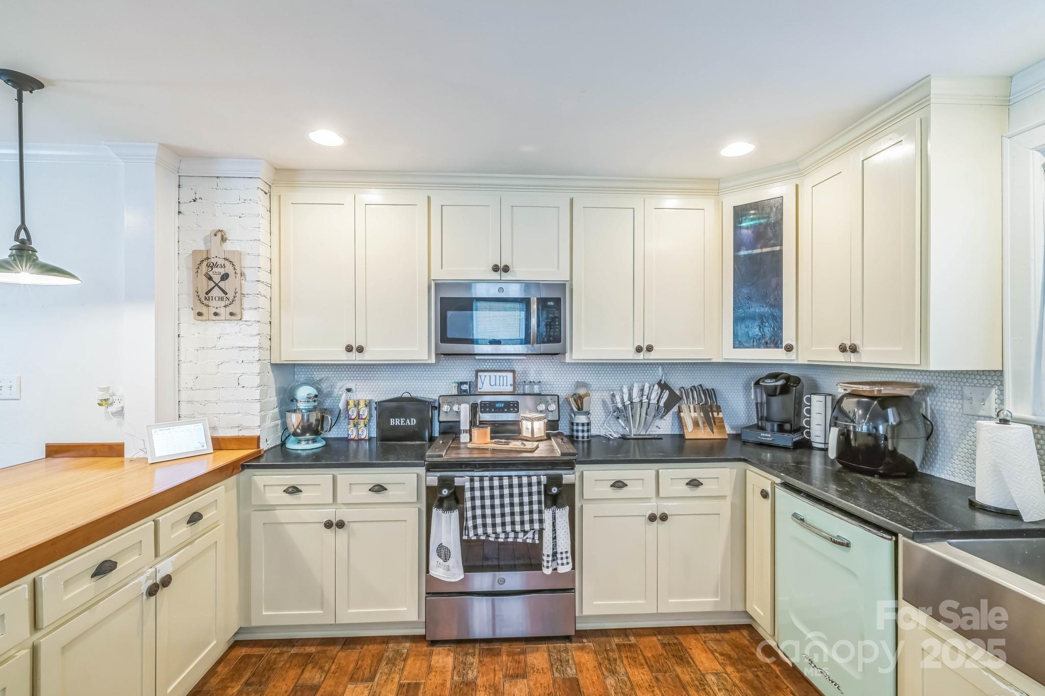 432 4th Street Place SW