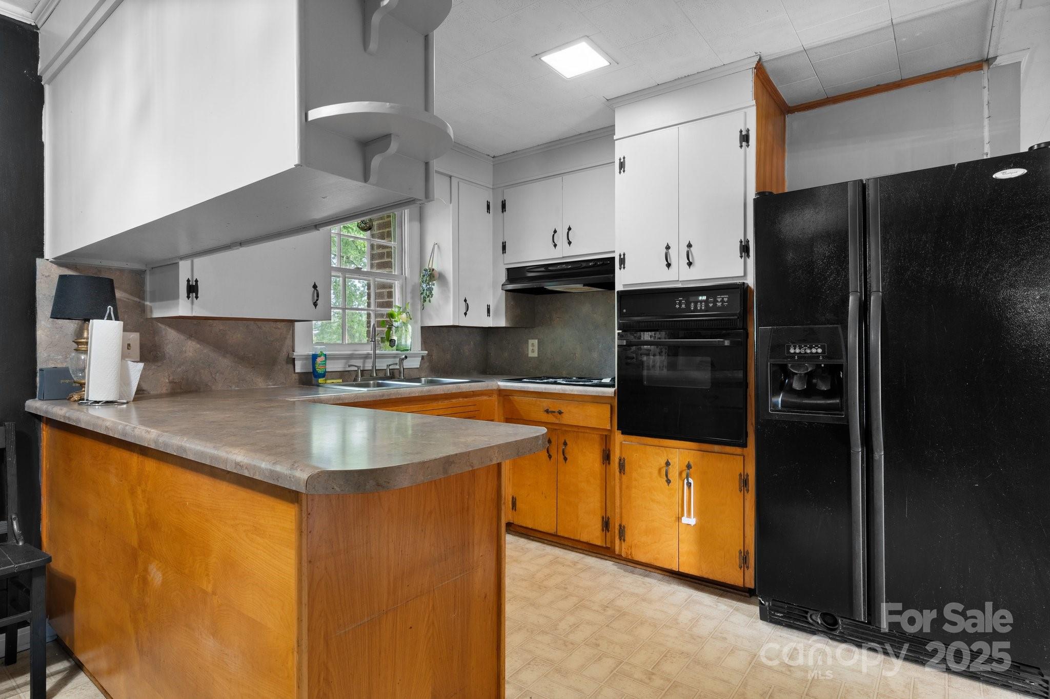 5083 Fleetwood Drive