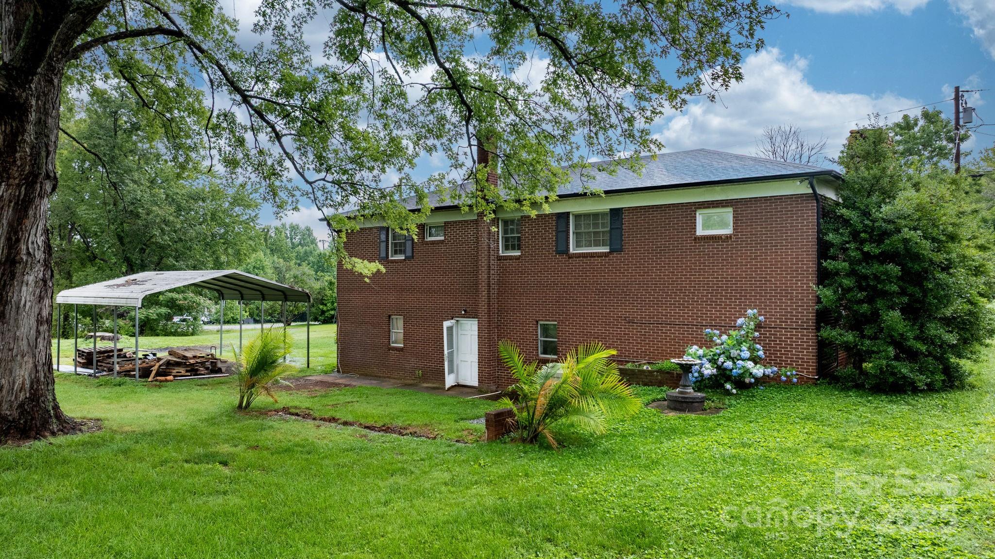 5083 Fleetwood Drive