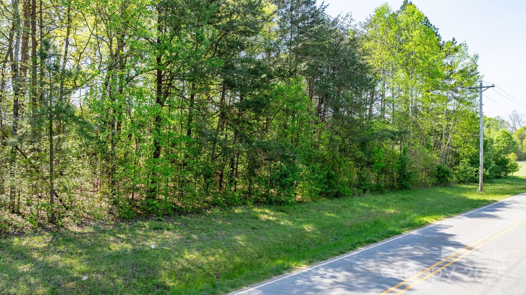 1361 Zeb Haynes Road