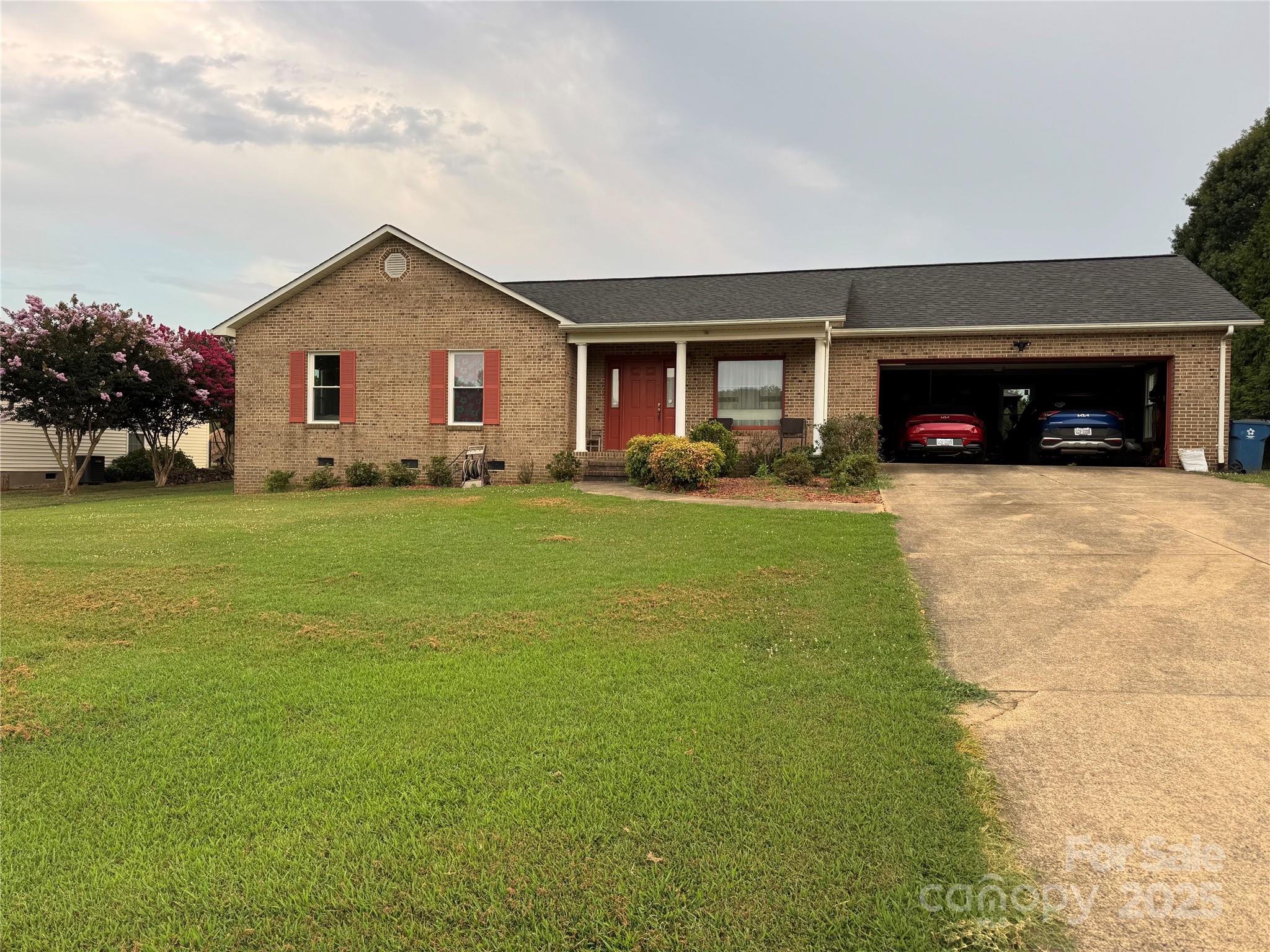 1619 Heron Court