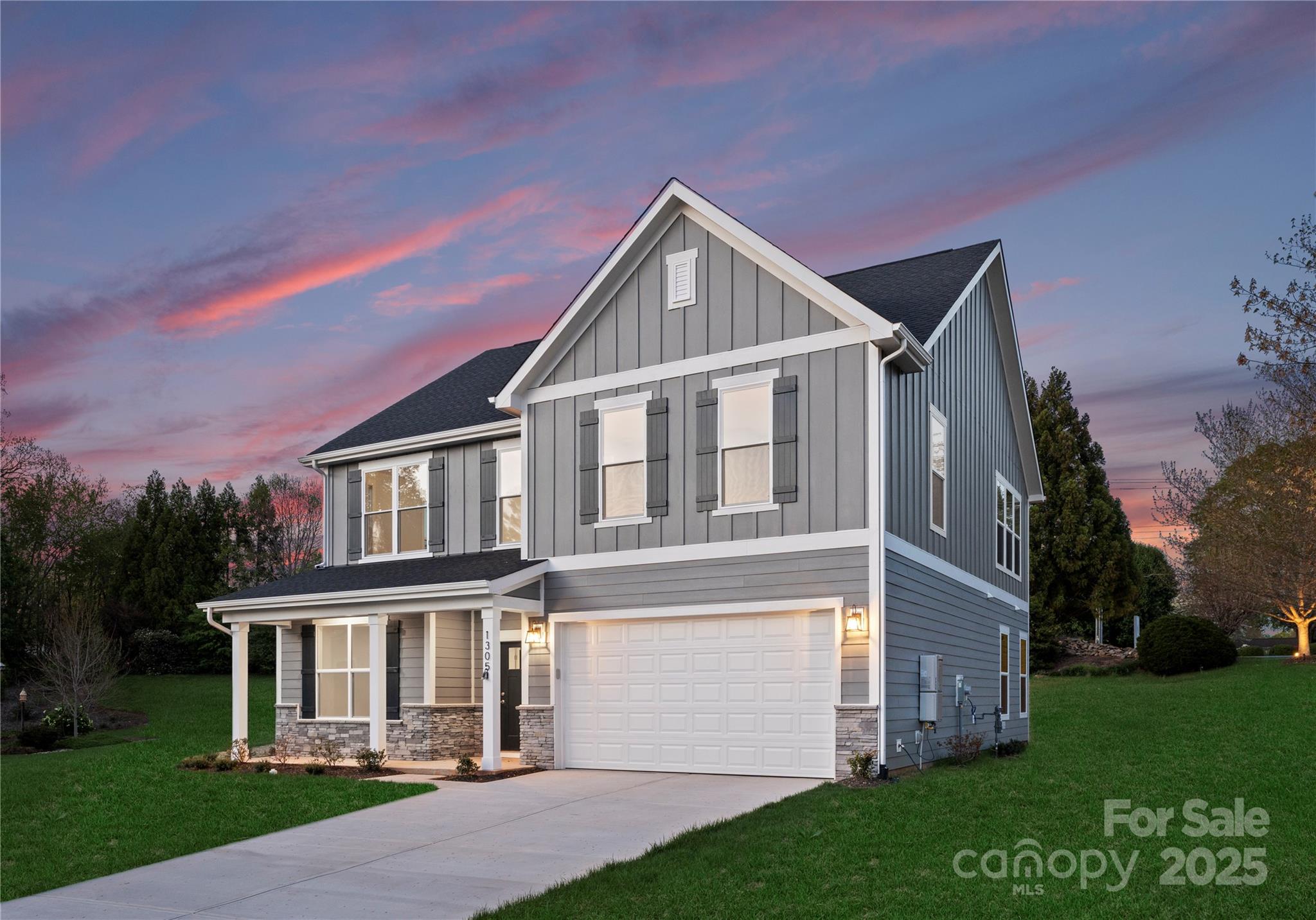 1305 39th Avenue Place NE