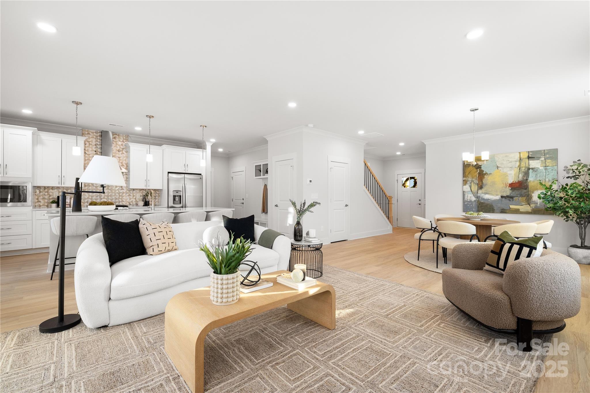 1305 39th Avenue Place NE