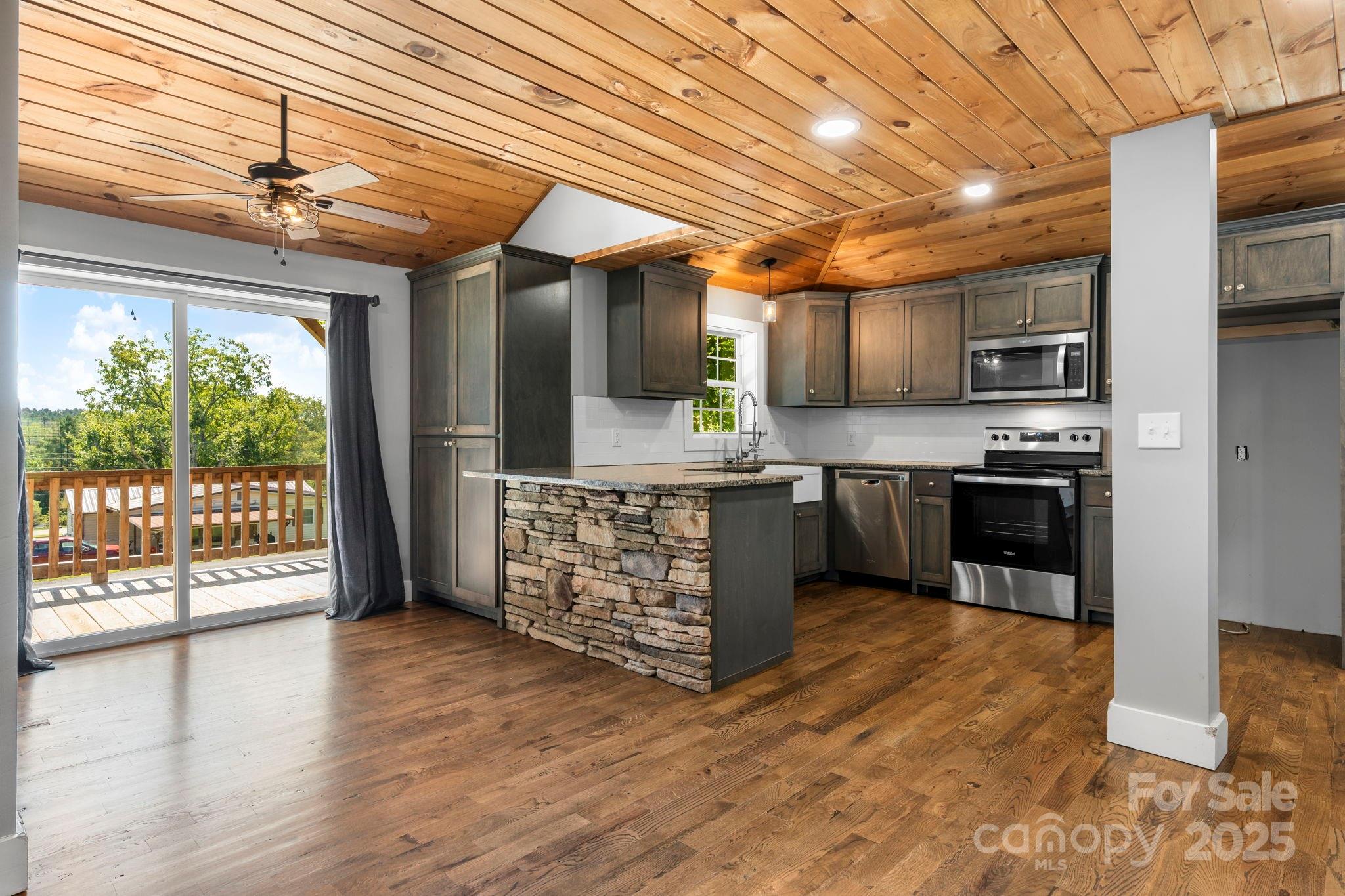 4921 Mccall Town Road