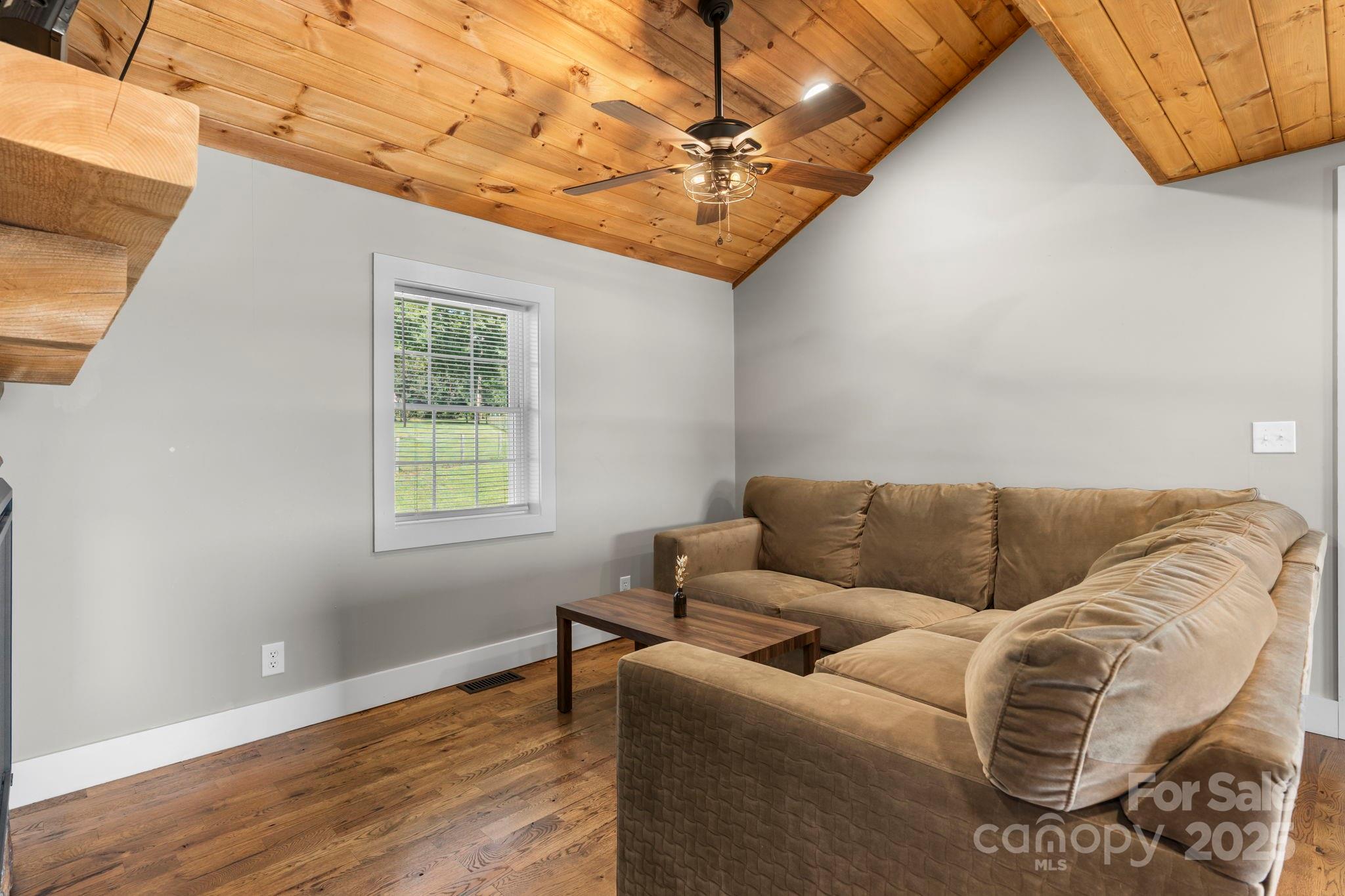 4921 Mccall Town Road