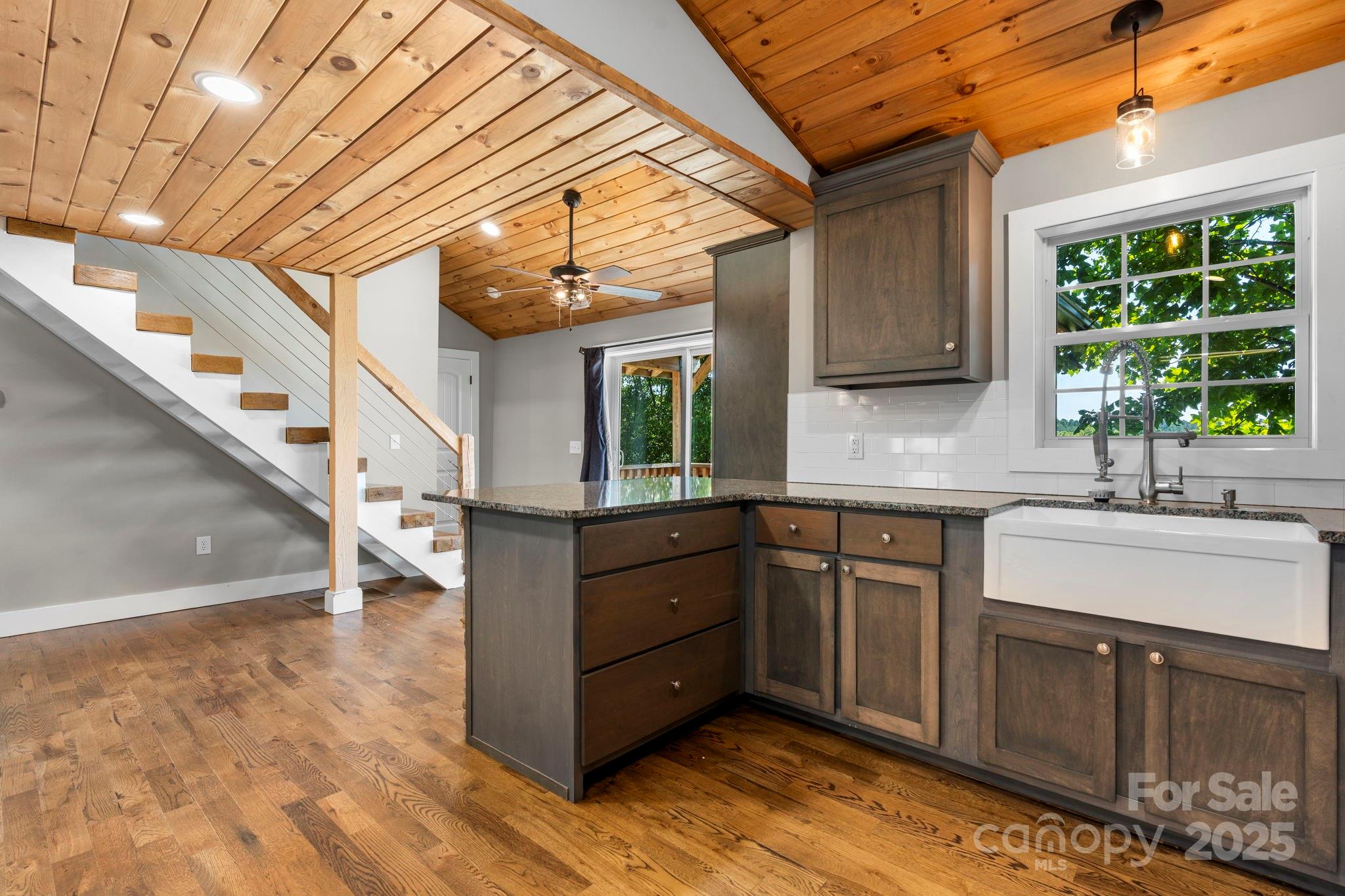 4921 Mccall Town Road