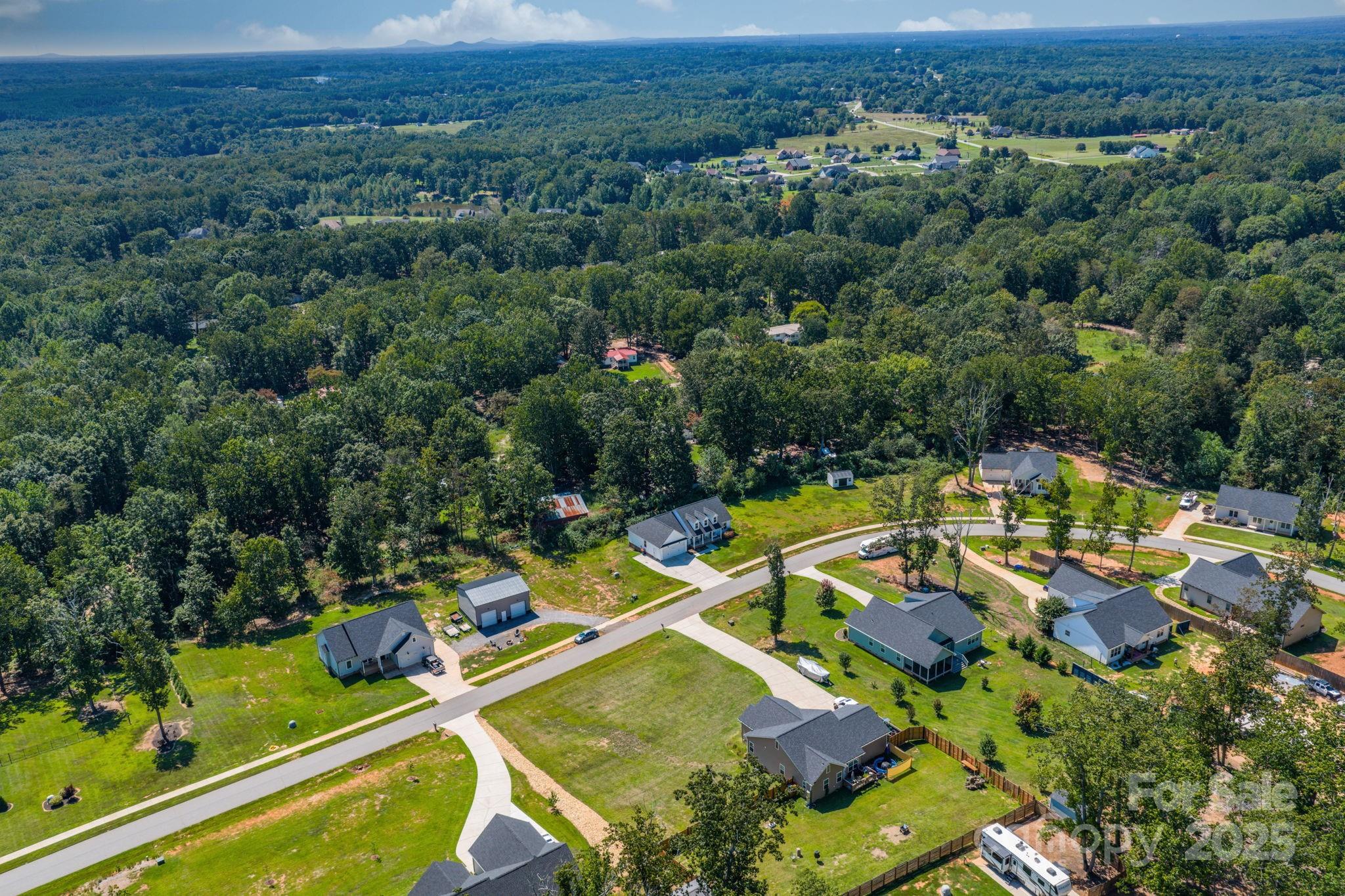 1724 Ivey Court