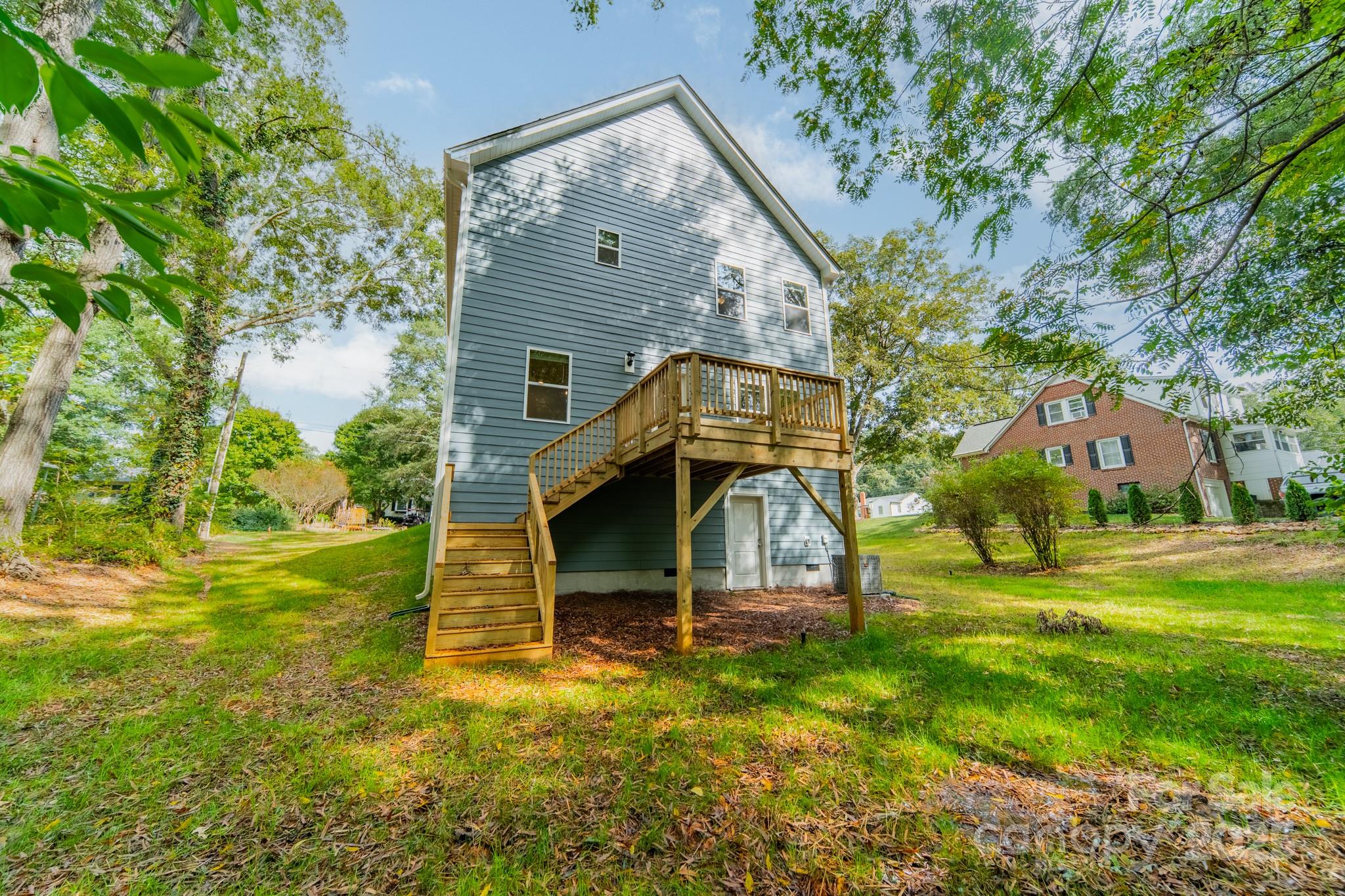 815 N Laurel Street