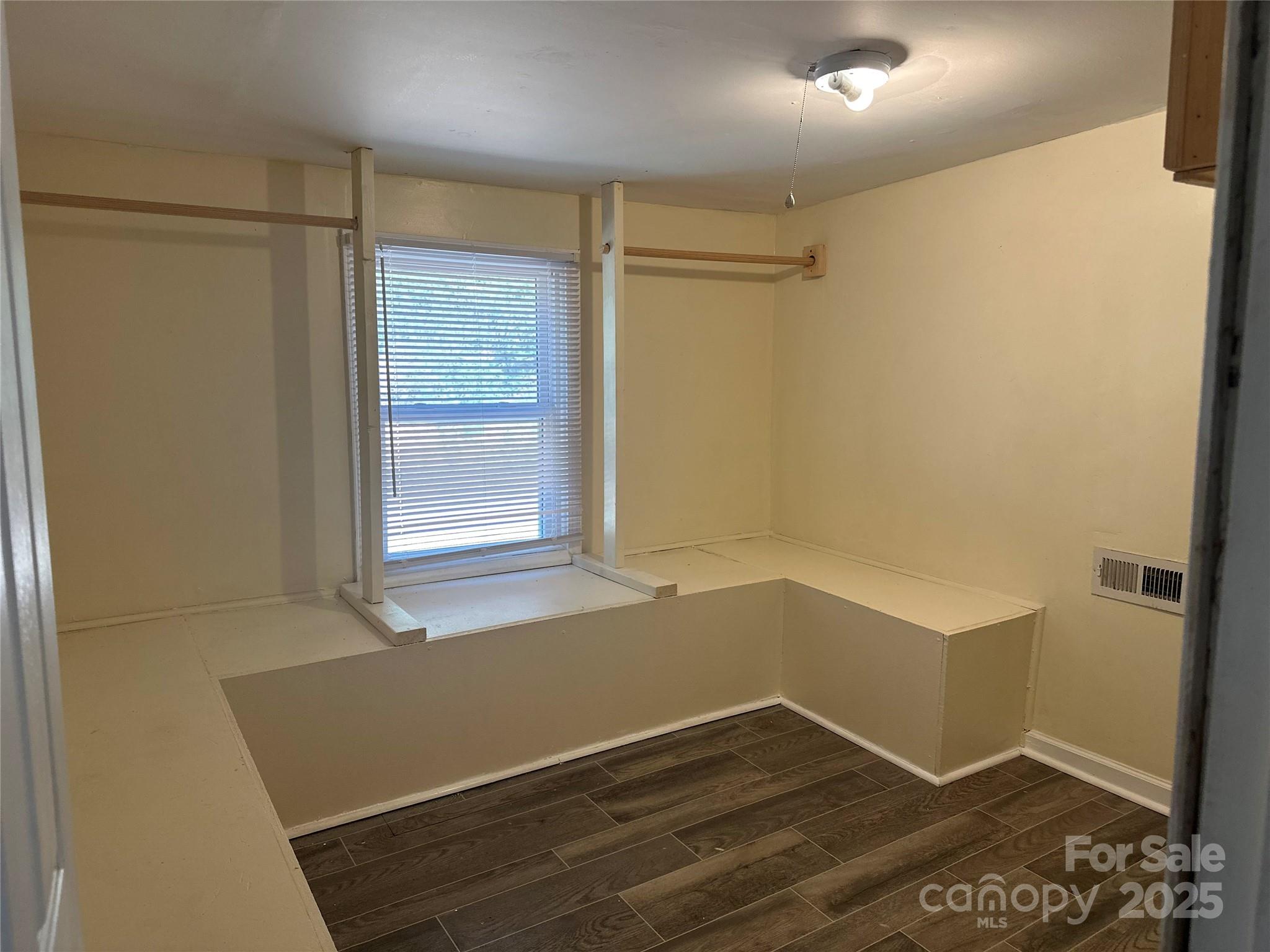 2783 Shewcraft Place
