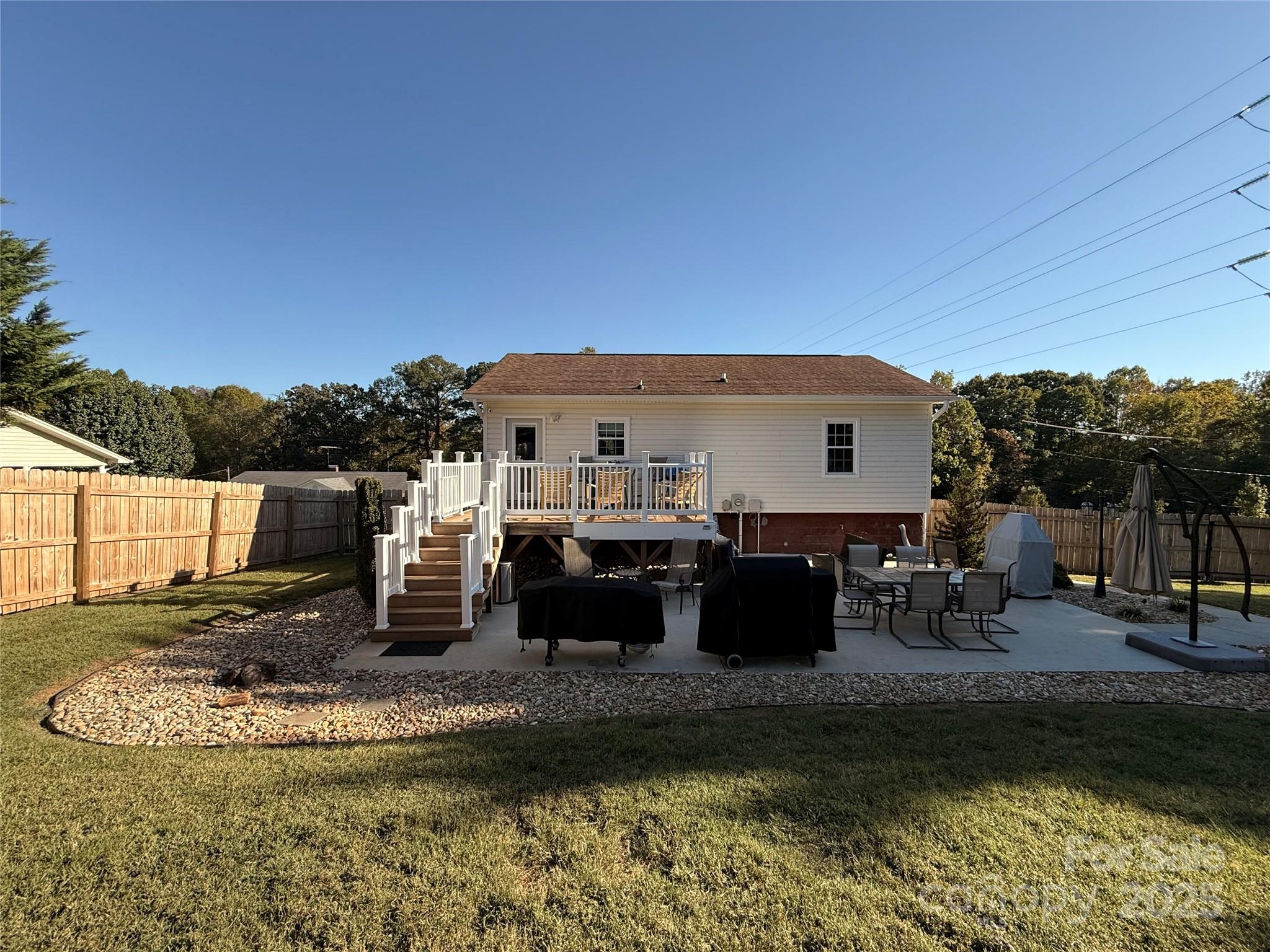 17 Maple Drive