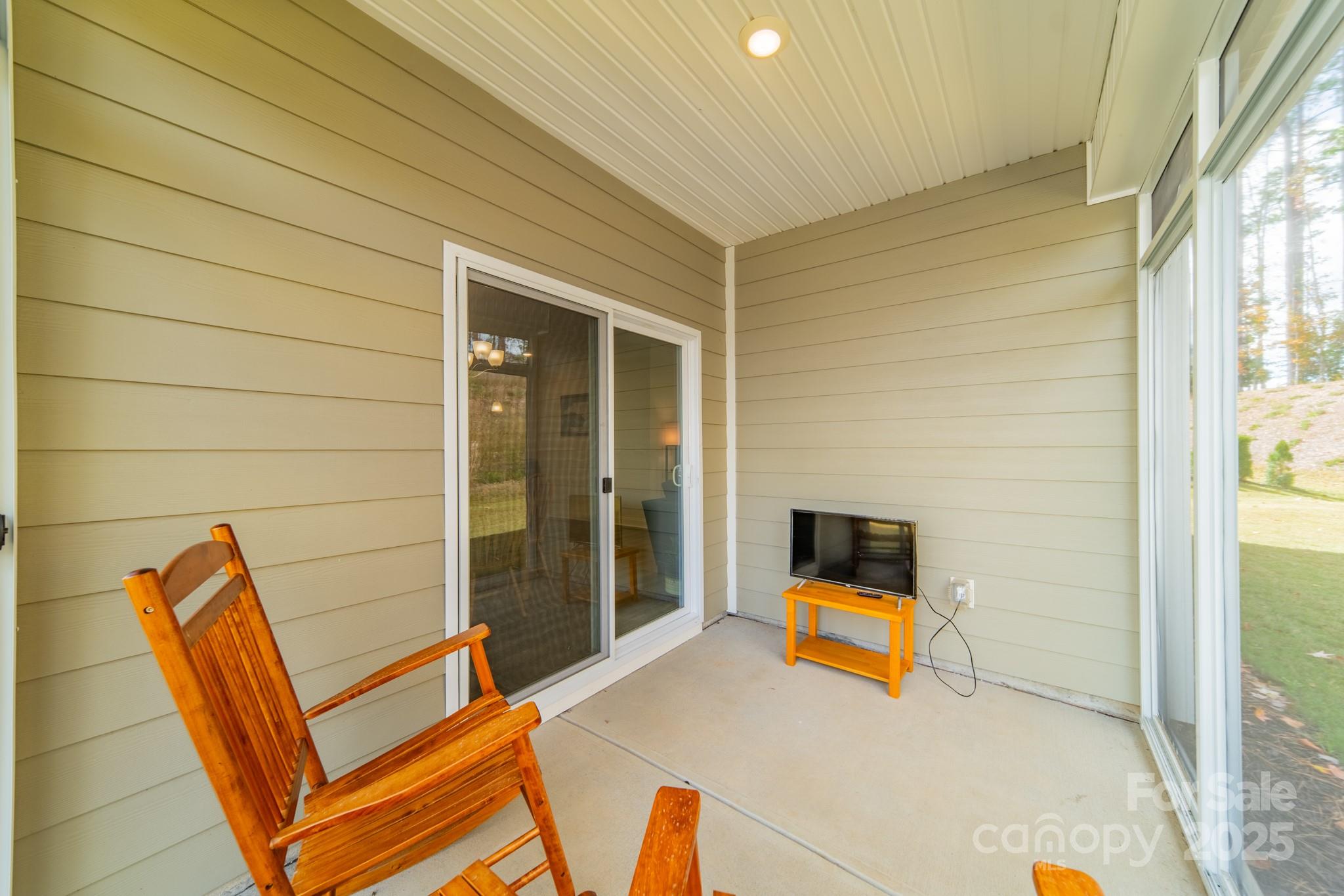 5620 Casper Drive