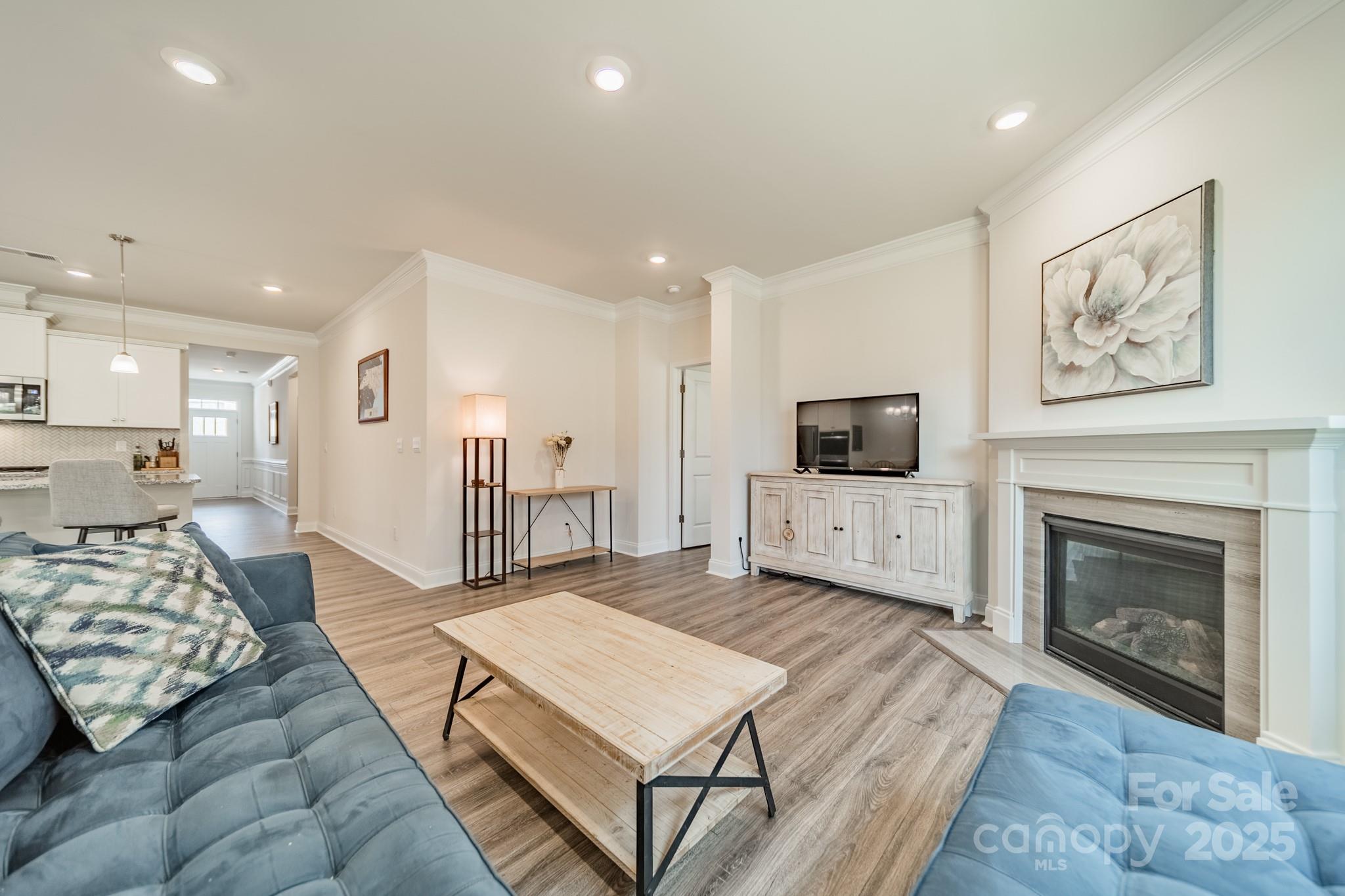 5620 Casper Drive