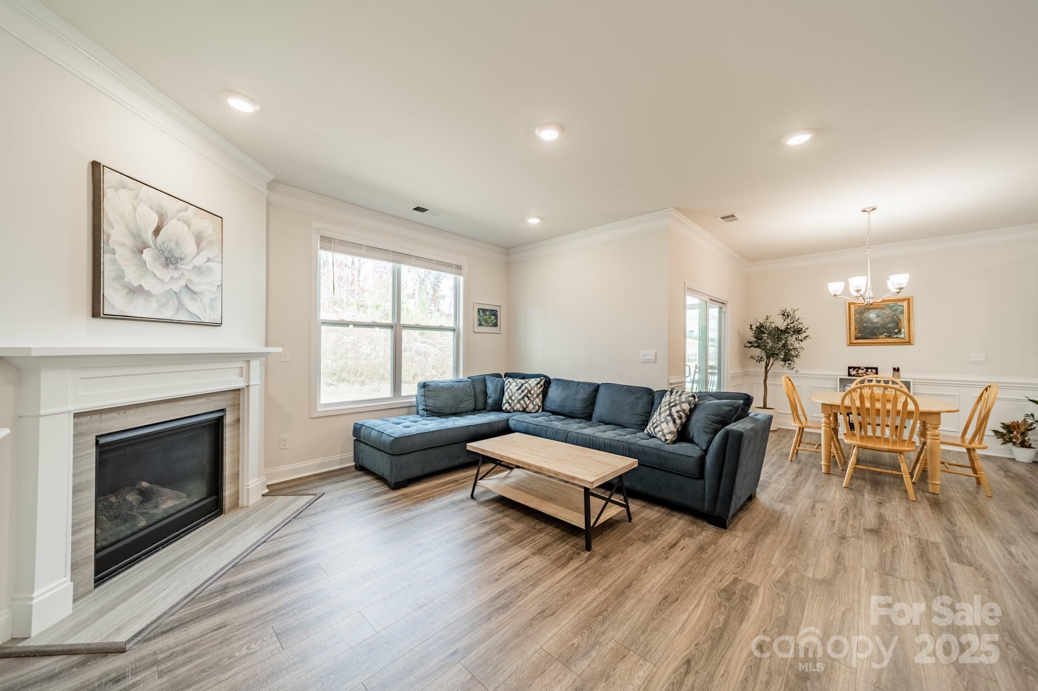 5620 Casper Drive