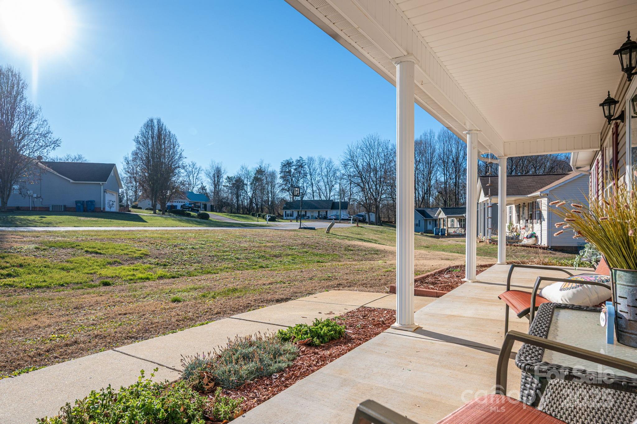 1486 Clear Creek Lane