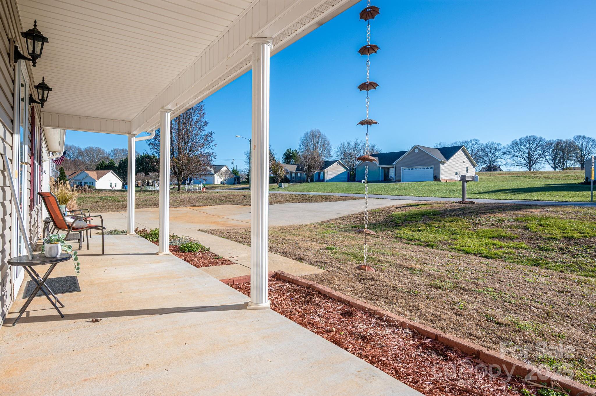 1486 Clear Creek Lane