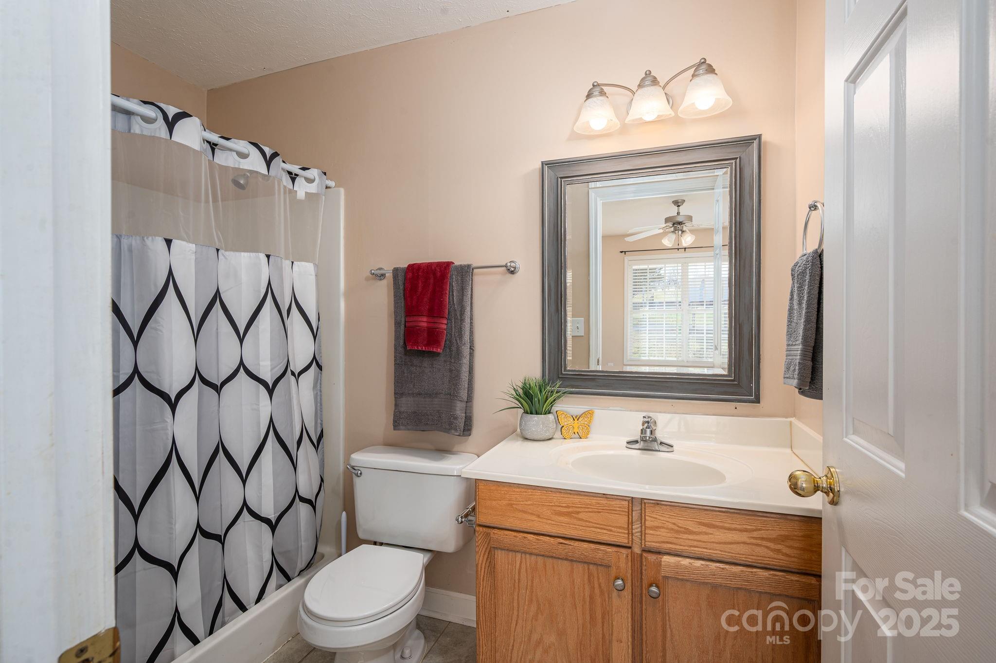 1486 Clear Creek Lane