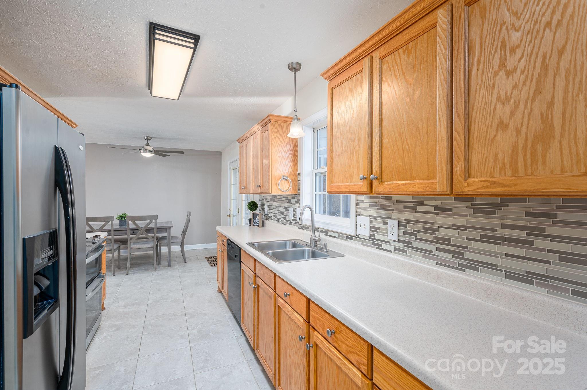1486 Clear Creek Lane
