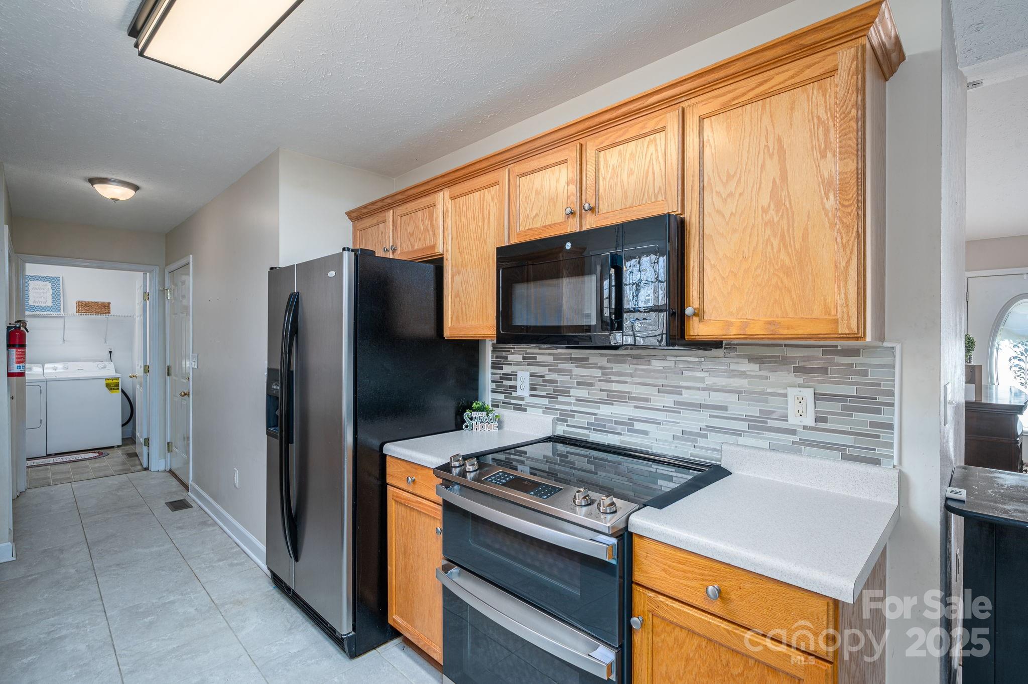 1486 Clear Creek Lane