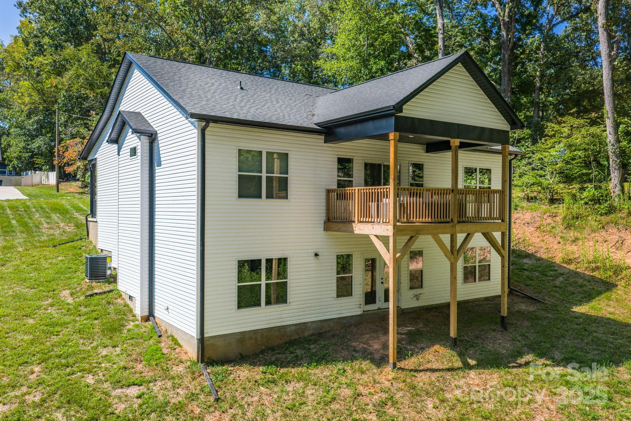 115 Brentwood Drive