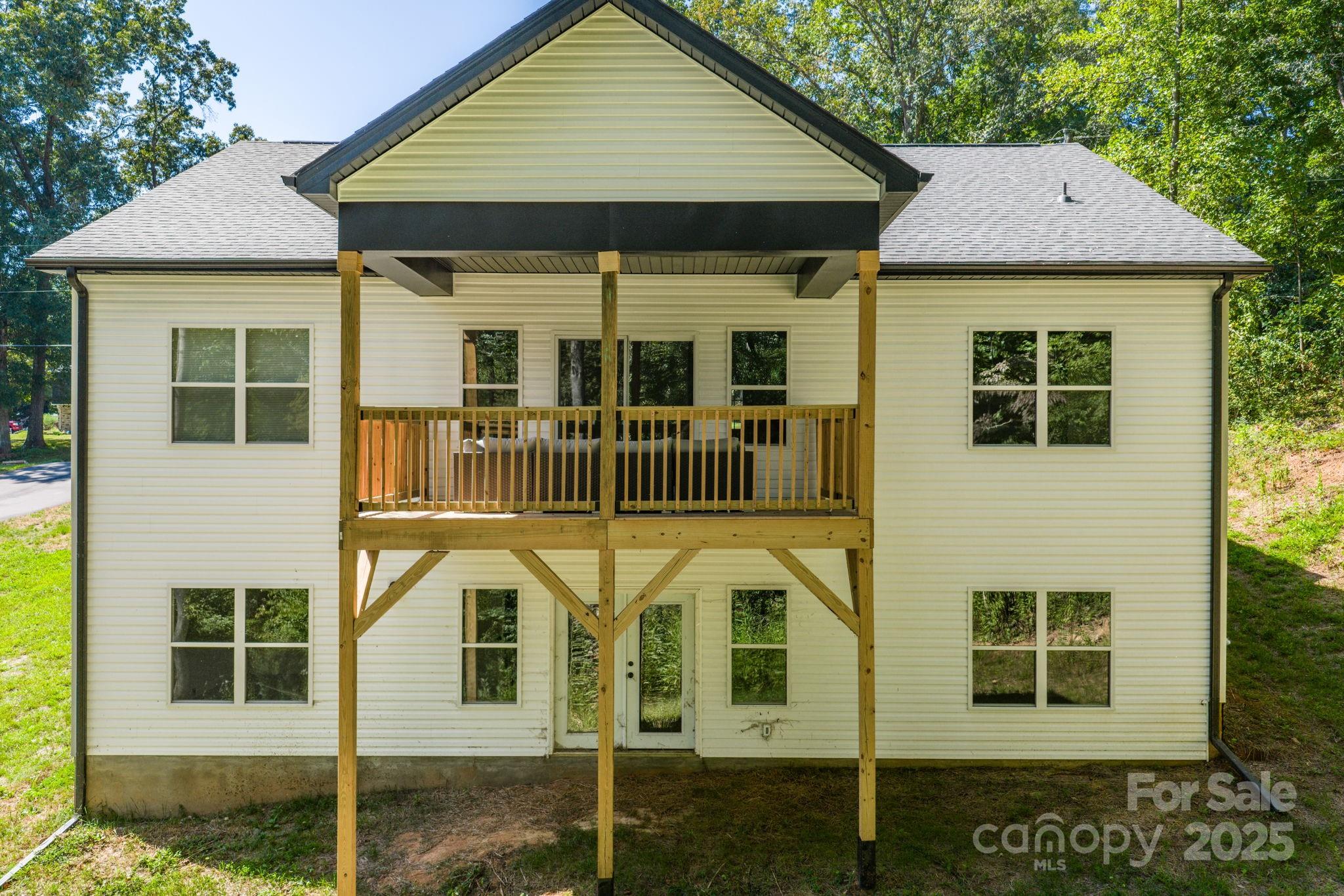 115 Brentwood Drive