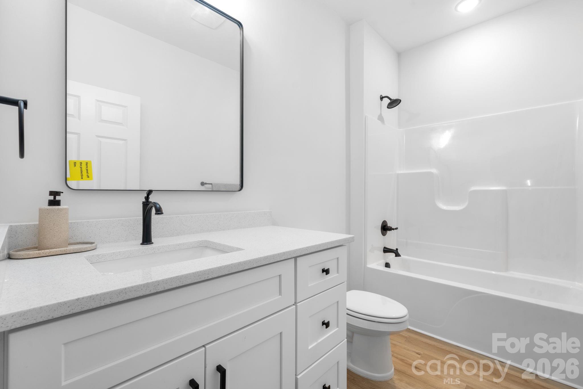 1141 & 1143 12th Street Drive SW